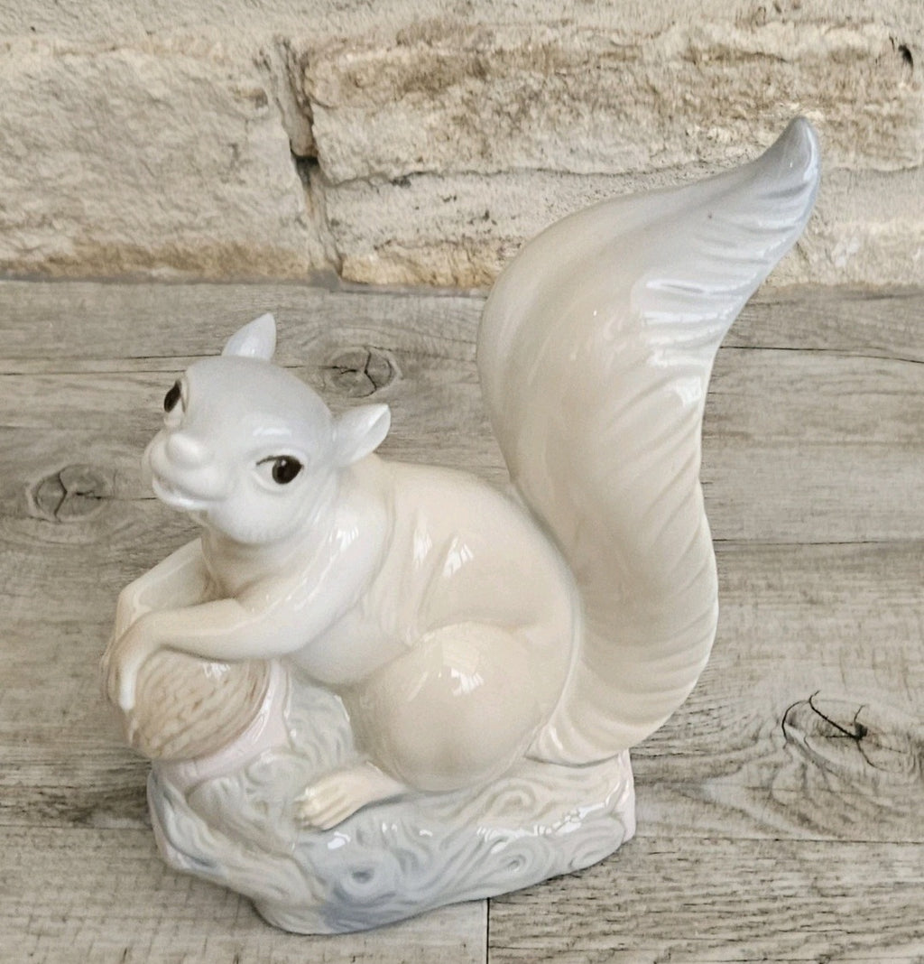 Vintage Squirrel Ornament Figure Porcelain Miguel Requena Spain 19cm X 15cm