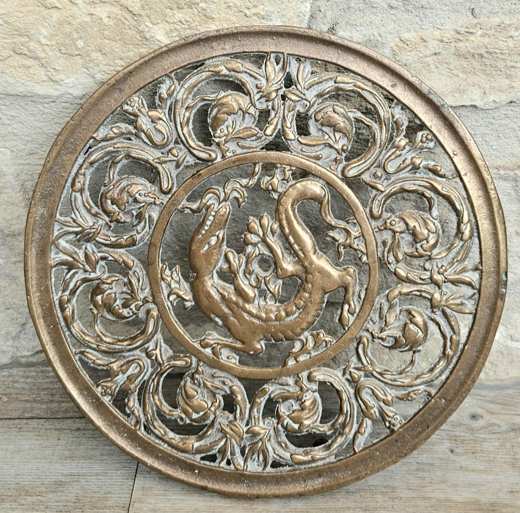 Vintage Filligree Ornate Brass Dragon Round Trivet Stand 20cm Diameter