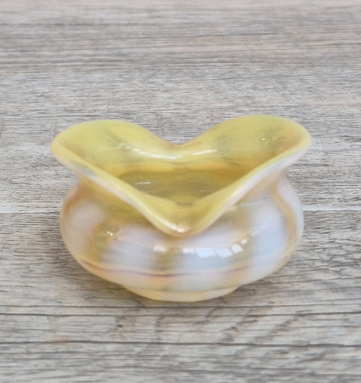 Antique Art Nouveau Monot Stumpf Pantin French Opalescent Glass Ruffled Open Salt Cellar Bowl