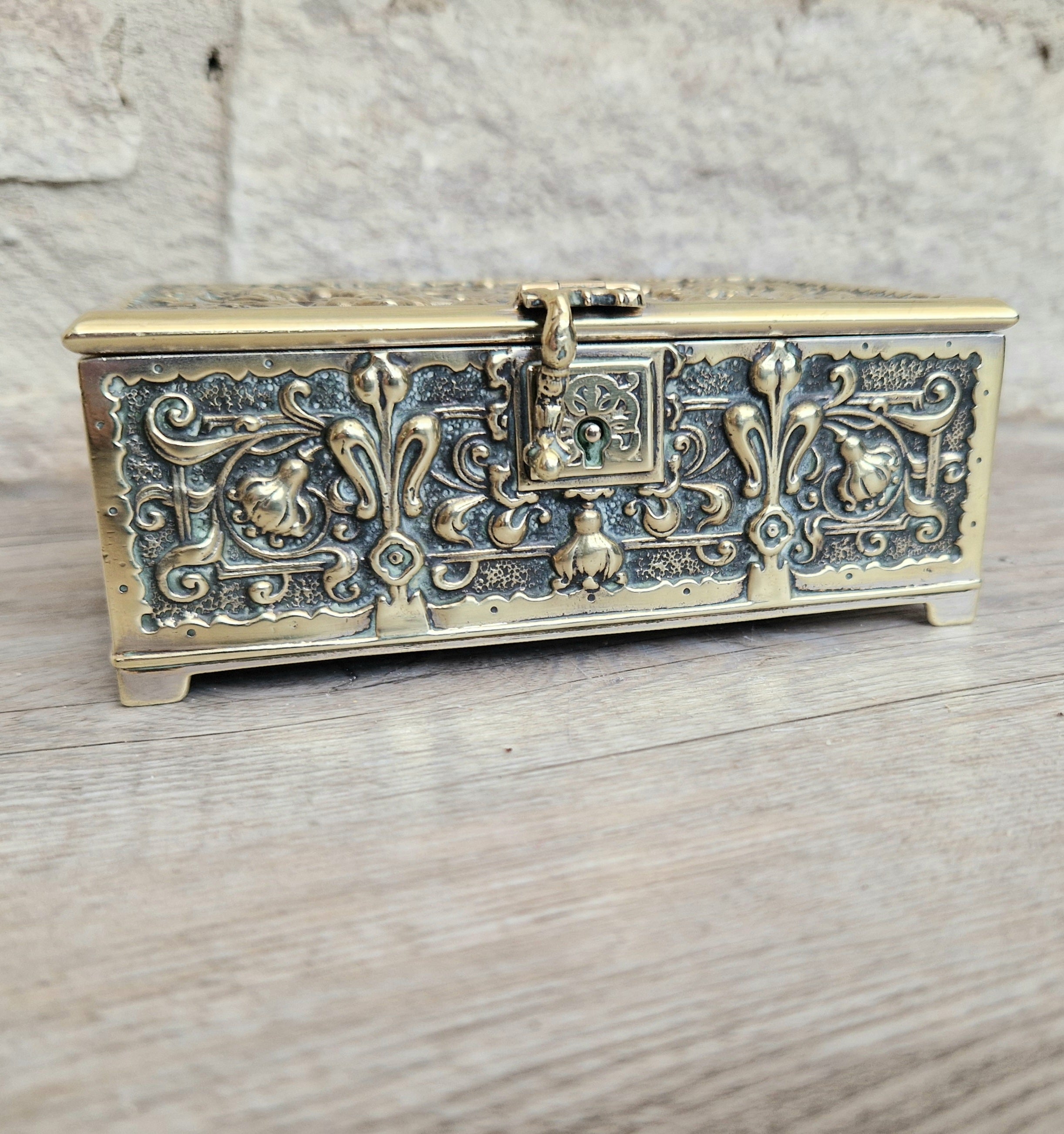 Antique Erhard & Söhne Silvered Brass High Relief Rapousse Renaissance Revival Clasp Casket Box