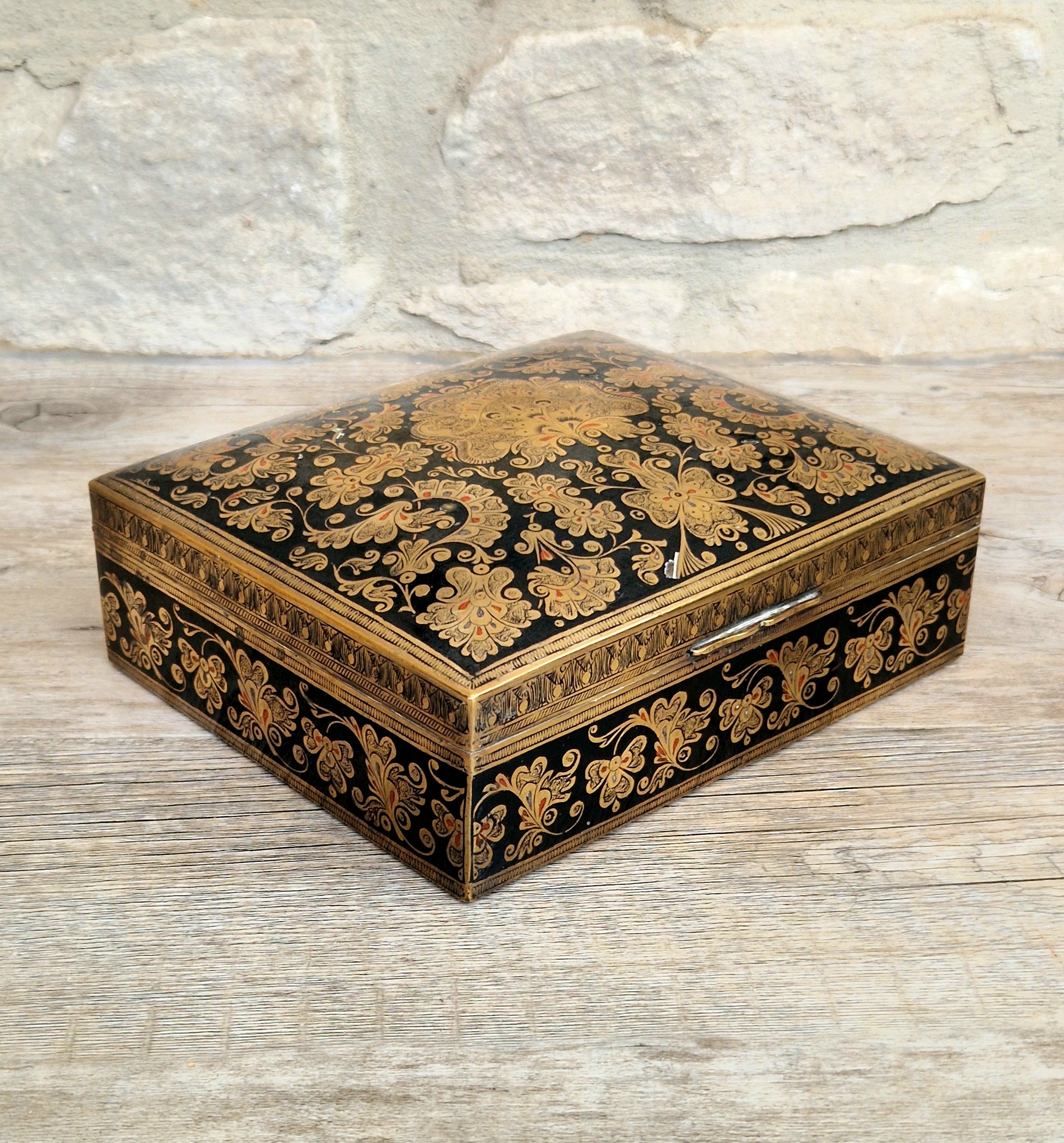 Vintage Brass Black Enamelled Large Ornate Teak-Lined Desk Cigar Box