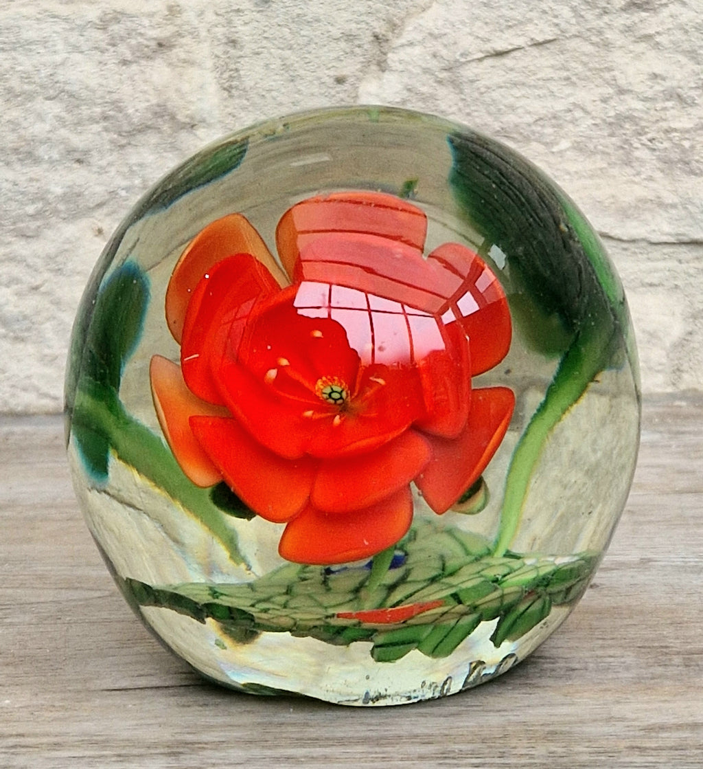 Vintage Giant Magnum Red Flower & Frogs Art Glass Sphere Ball Paperweight 9.5cm 1.4kg