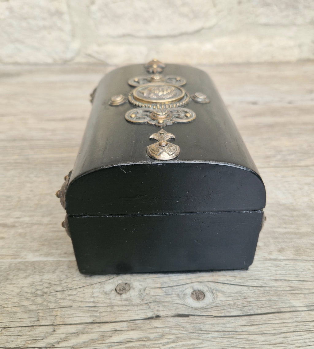 Antique Napoleon 111 Ebonised Neo-Classical Bronze Cameo Dome Top Trinket Jewellery Casket c.1852-1870