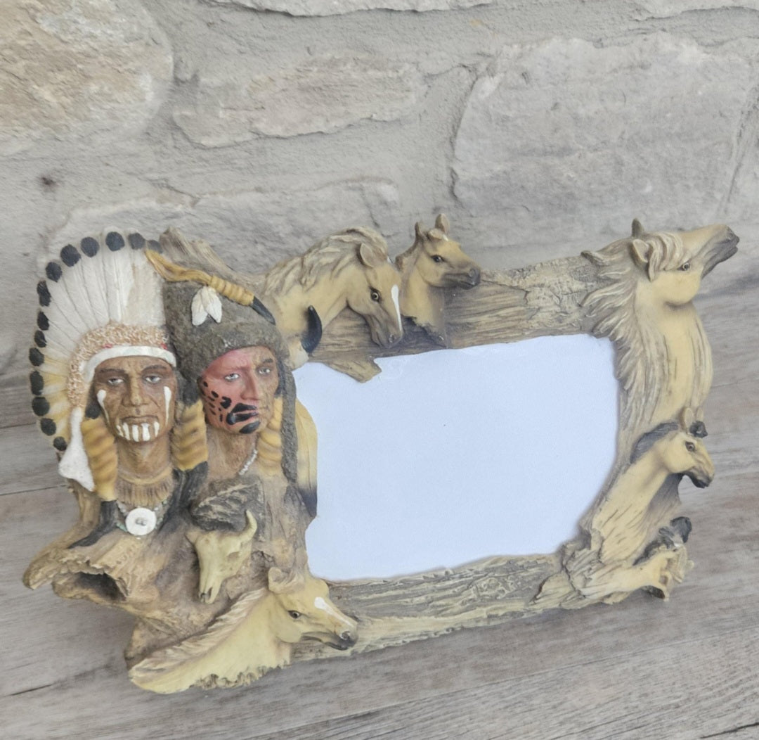 Western Native American Indian Chiefs Horse Photo Frame 3D Rustic Polyresin Holds 6.5 x 4.5" Photo.