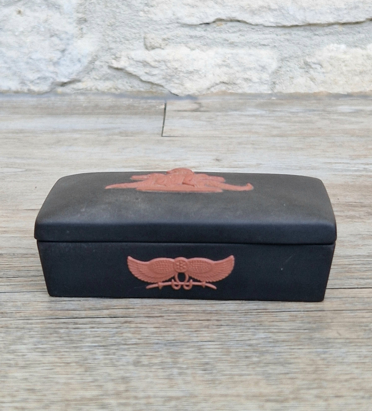 Wedgwood Black Jasperware Terracotta Egyptian Crocodiles Trinket Box