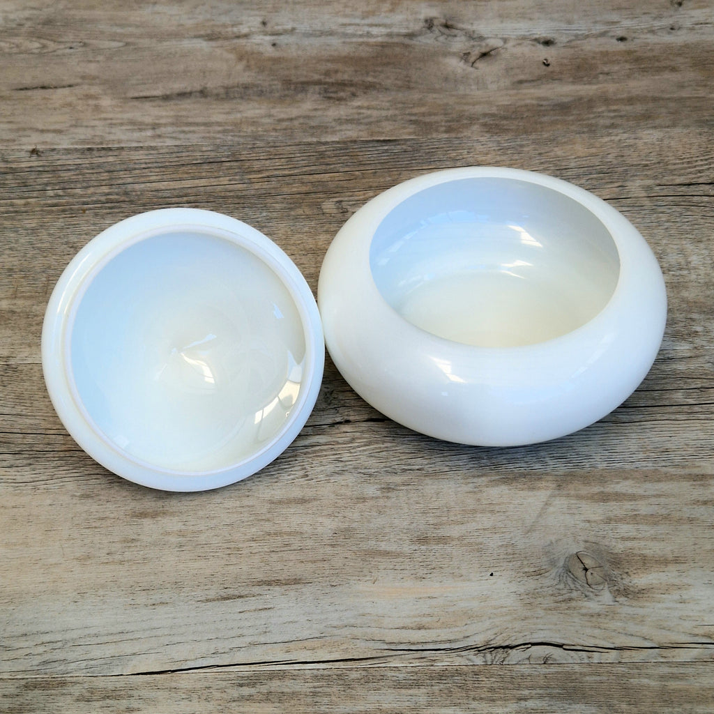 Large French Art Deco White Opaline Glass Bonbonniere Lidded Candy Dish Jar 1930s