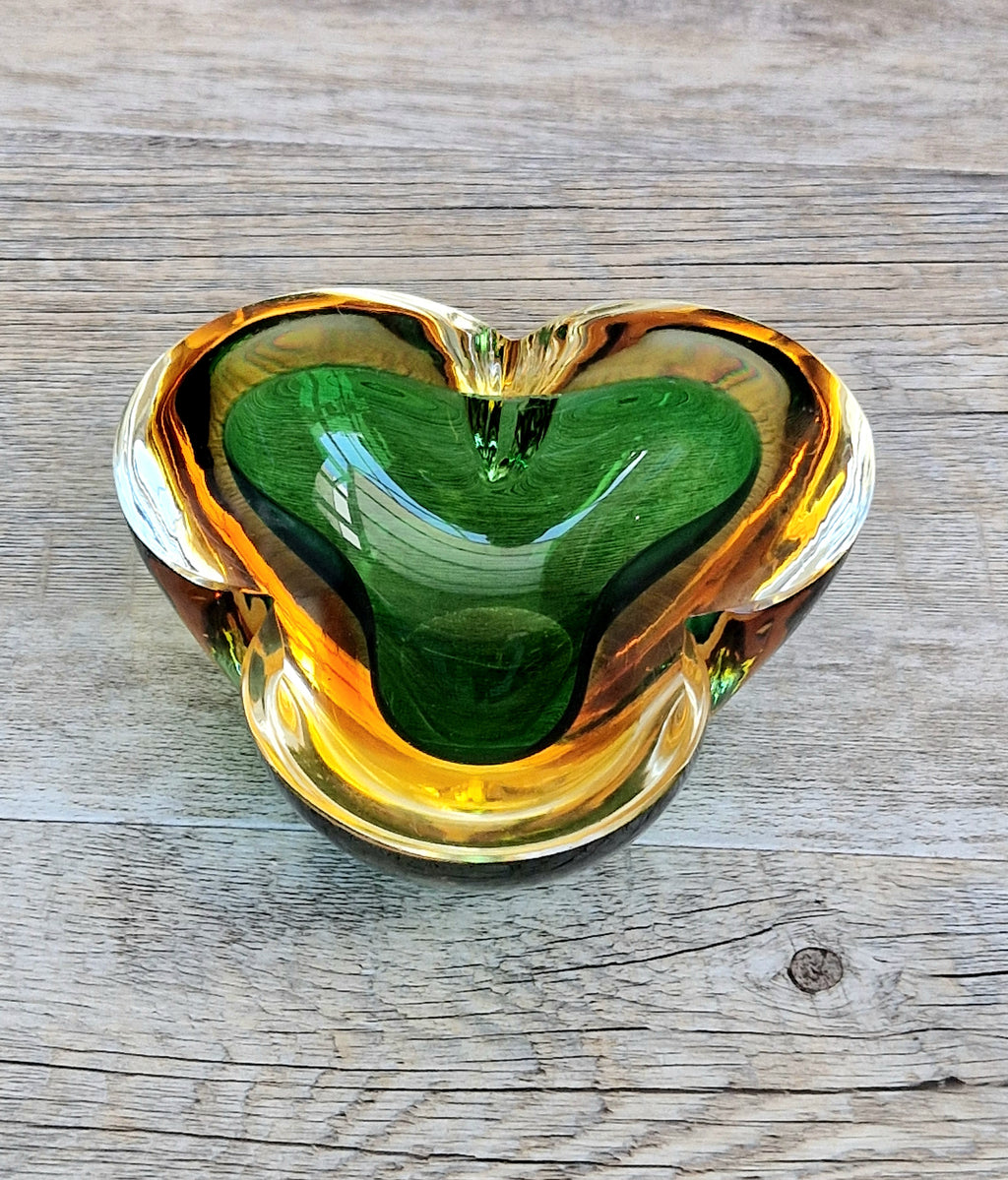 Mid-Century Tri-Form Seguso Sommerso Murano Art Glass Bowl Amber & Green 1970s 13cm