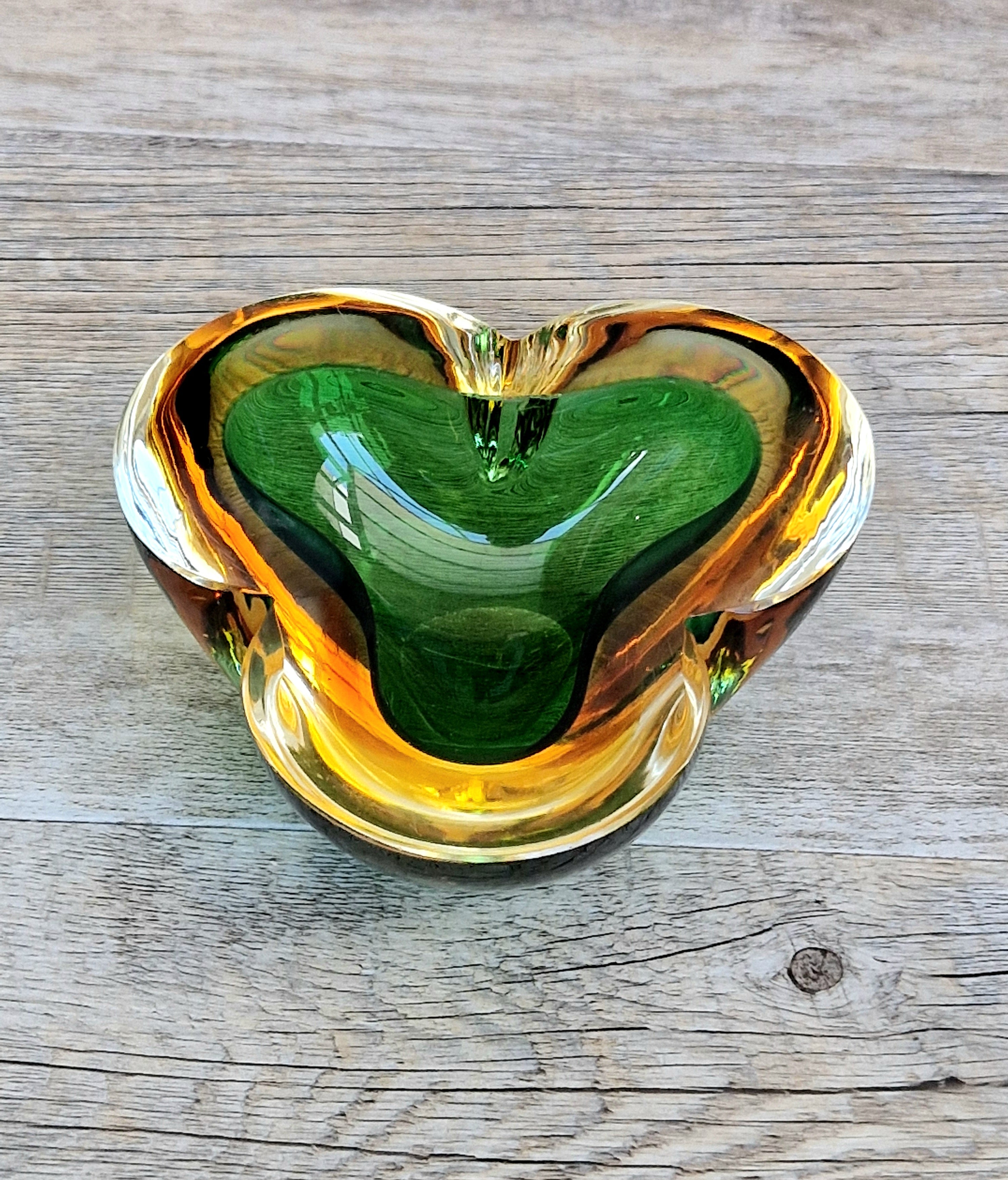 Mid-Century Tri-Form Seguso Sommerso Murano Art Glass Bowl Amber & Green 1970s 13cm