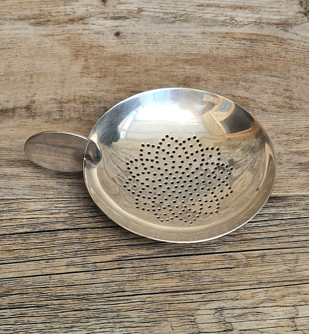 Art Deco Disc Motif Silver Plated Over Cup Tea Strainer/Lemon Strainer Sola