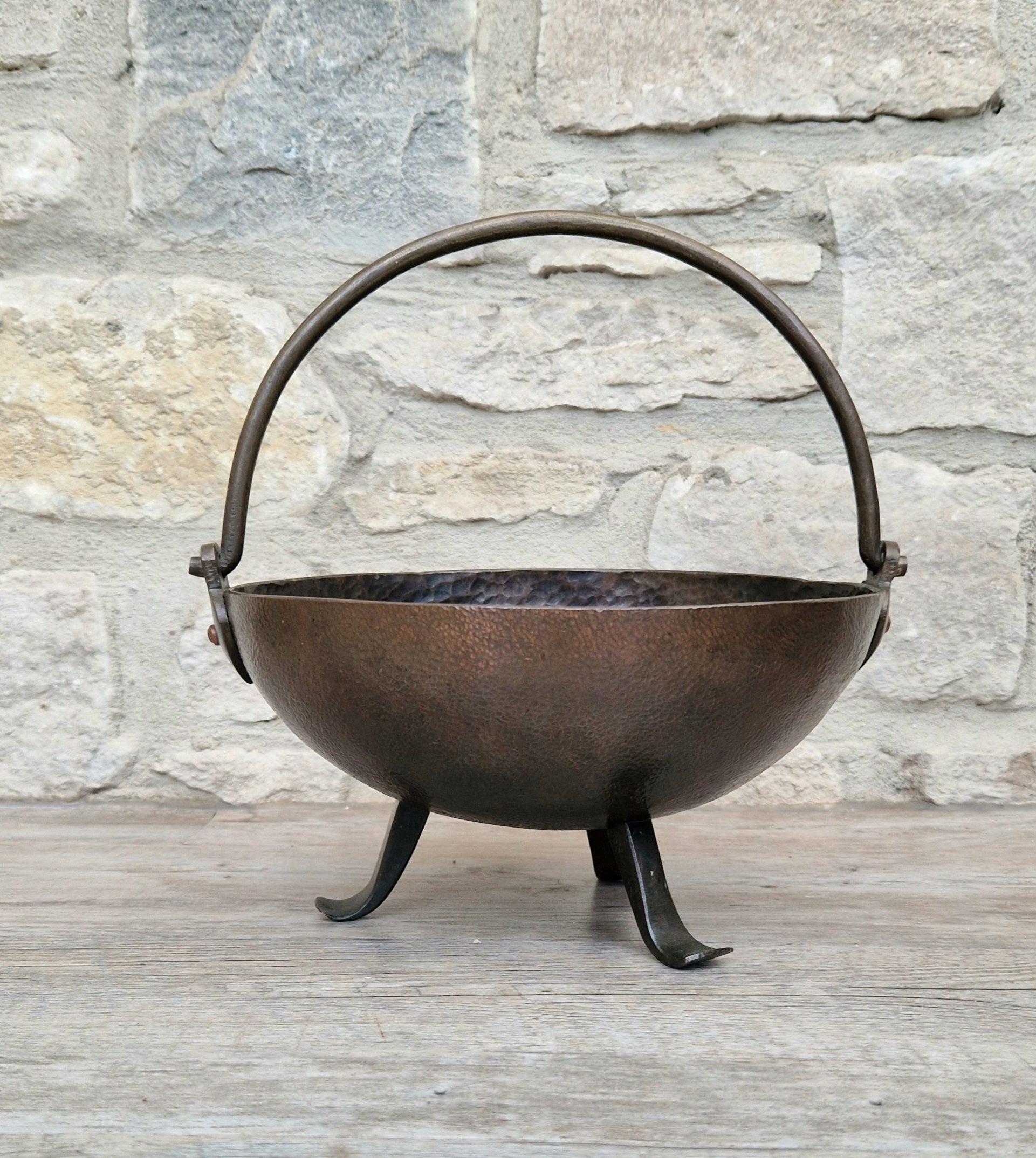 Antique Arts & Crafts Hand Beaten Solid Copper Brass Handled Tri-Foot Planter Bowl c.1890-1900's