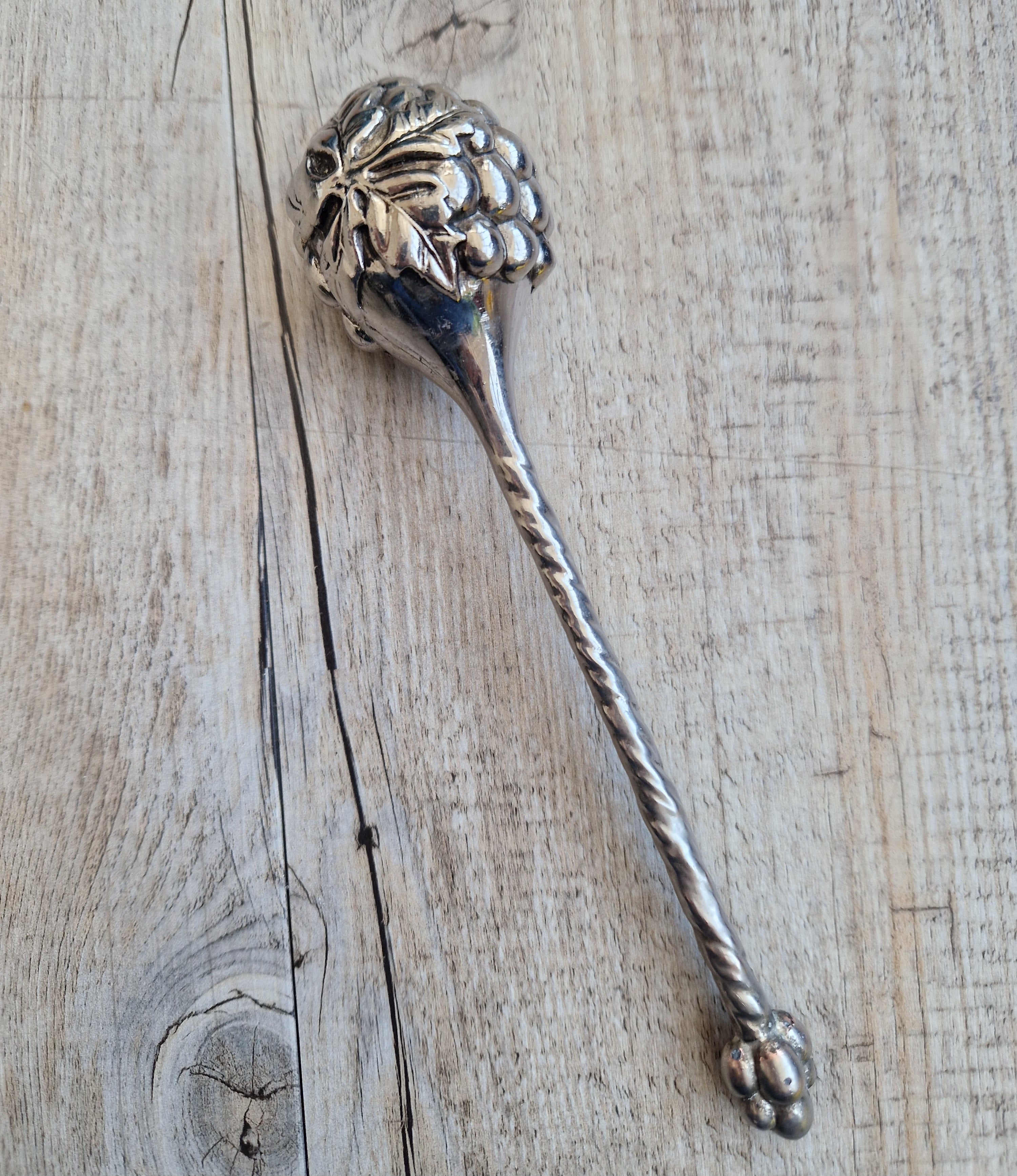 Vintage Silver Plated Silea Bunch of Grapes Style Champagne Bubble Keeper