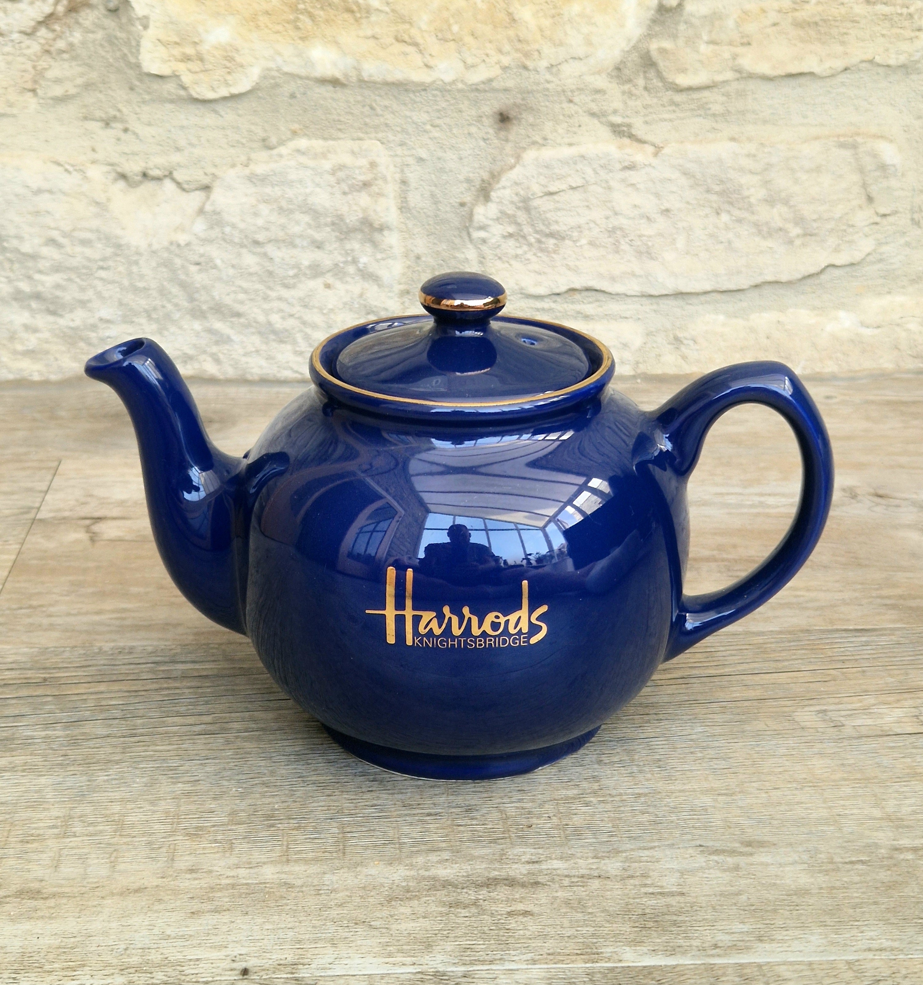 Harrods London Teapot Large Blue 2 Pint Sadler Made in England Vintage Collectible Kitchenware