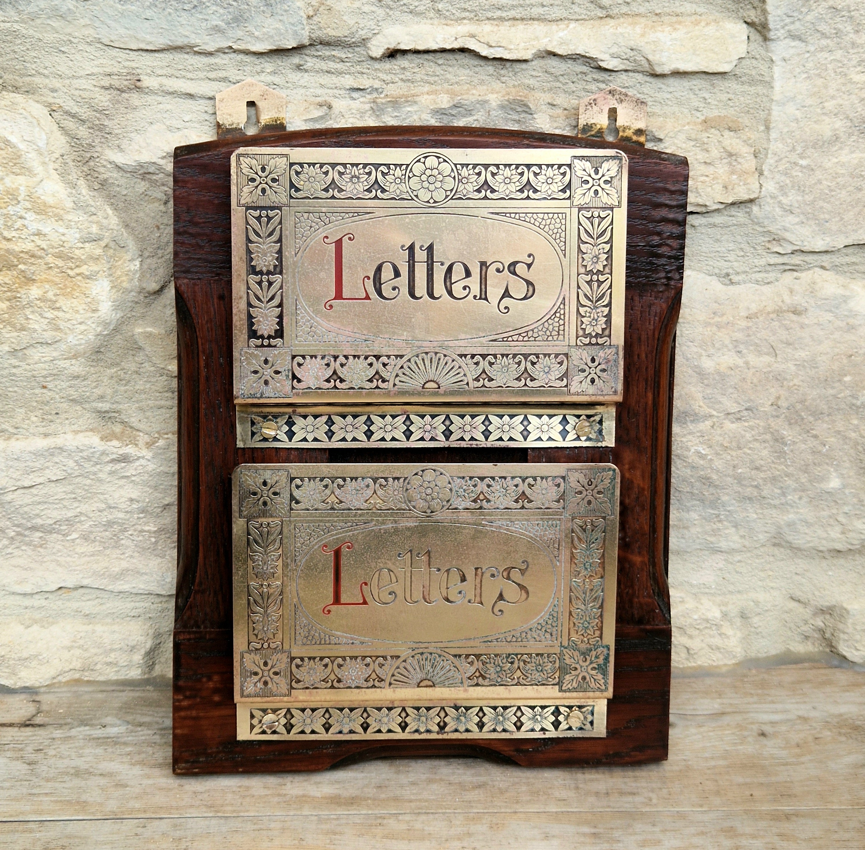 Antique Arts & Crafts Brass And Quarter Sawn Oak Gentleman's Wall Letter Rack