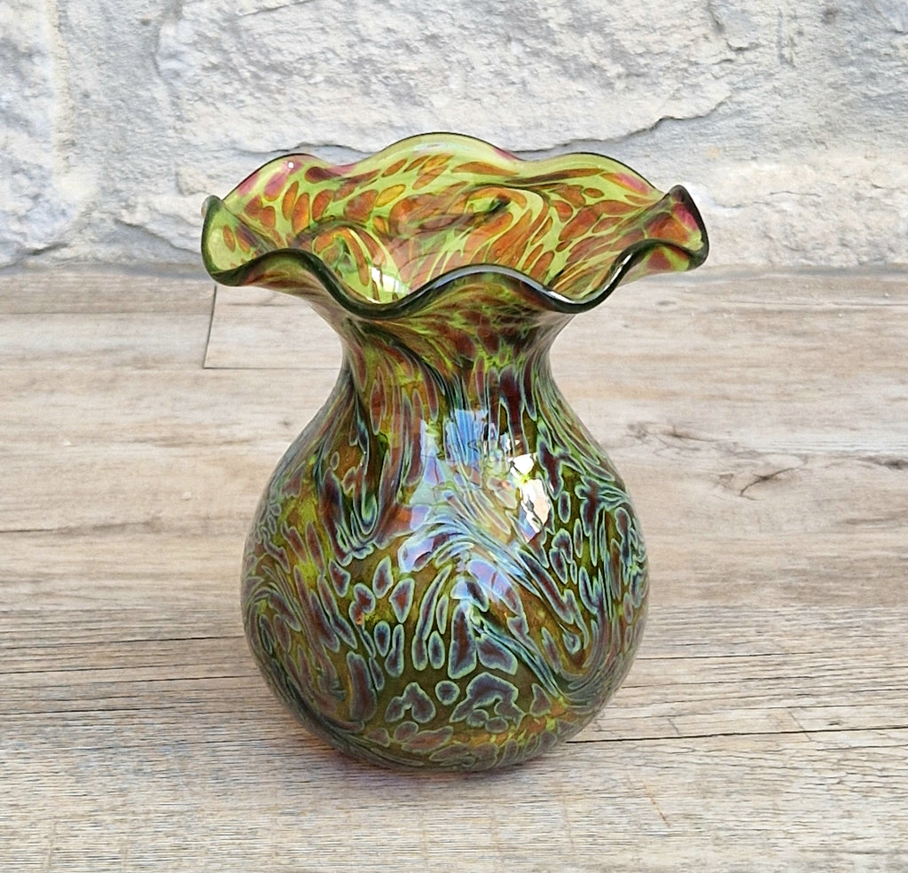 Rare 1925 Loetz Ausführung 237 Iridescent Uranium Glass Vase (Shape PN II-5589) — 13cm