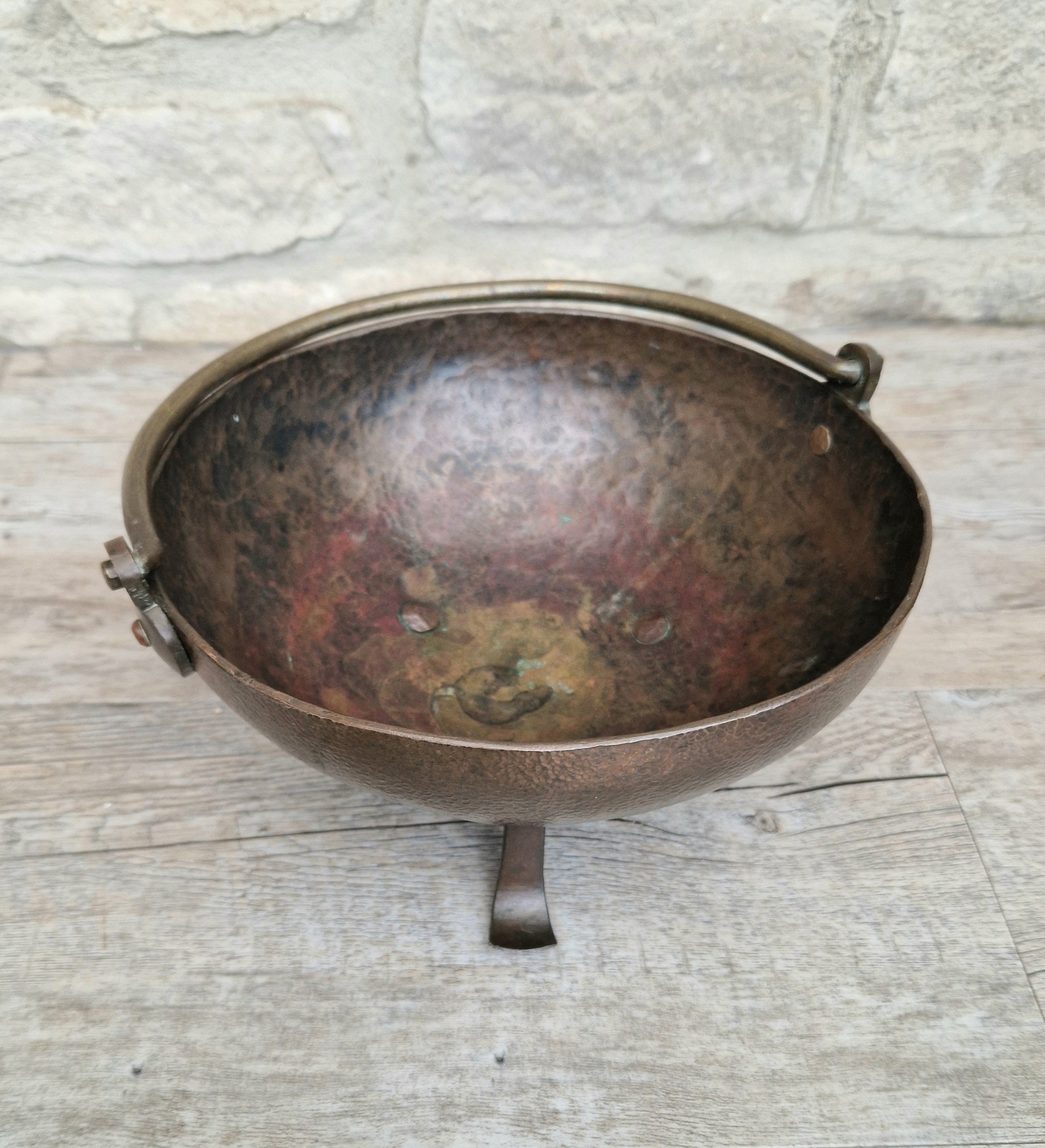 Antique Arts & Crafts Hand Beaten Solid Copper Brass Handled Tri-Foot Planter Bowl c.1890-1900's