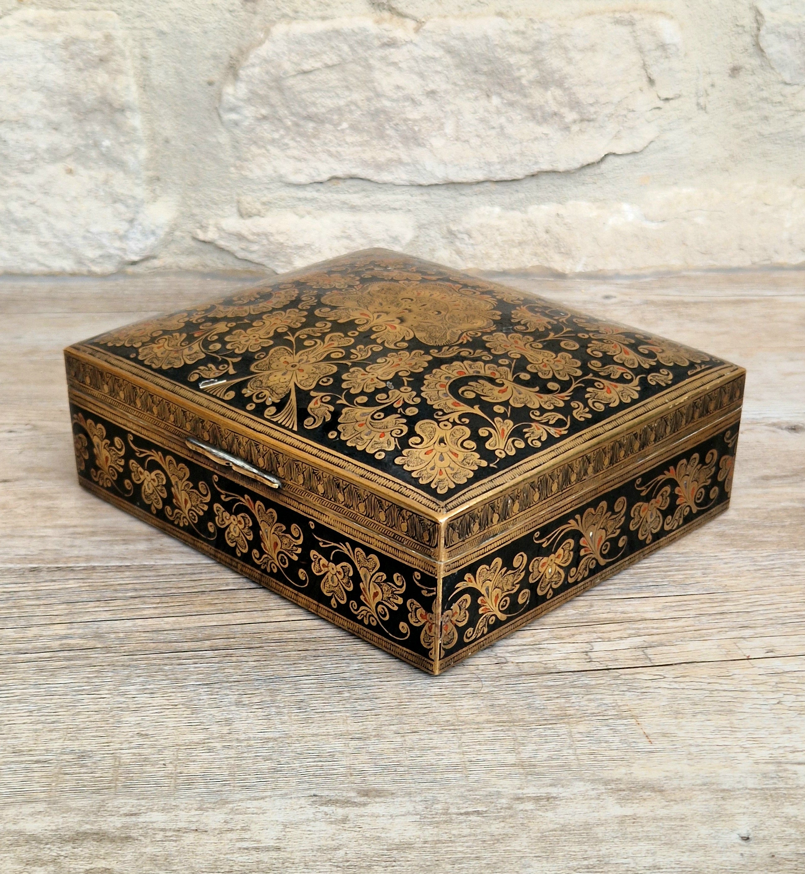 Vintage Brass Black Enamelled Large Ornate Teak-Lined Desk Cigar Box