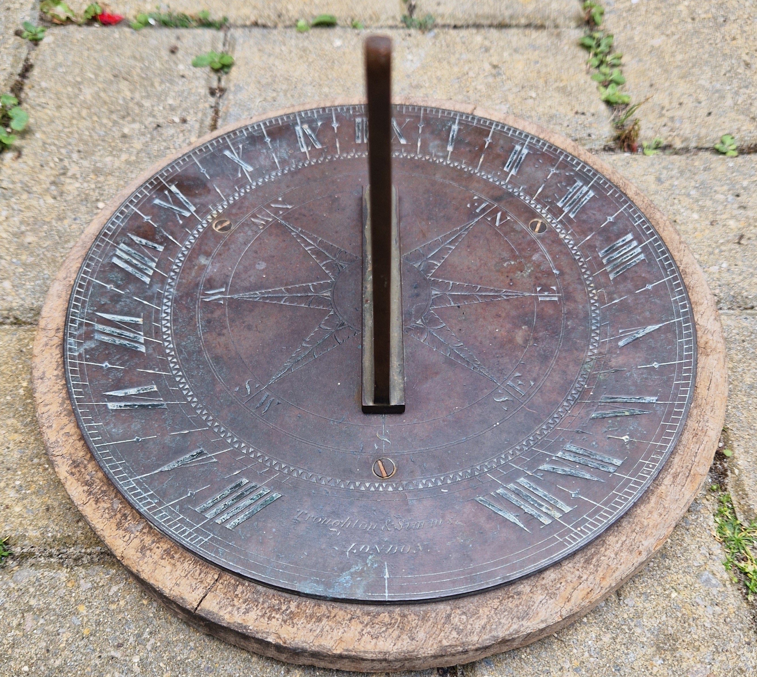 Antique Troughton & Simms London Brass Sundial, Mid-Victorian Horizontal Garden Dial Plate c.1850