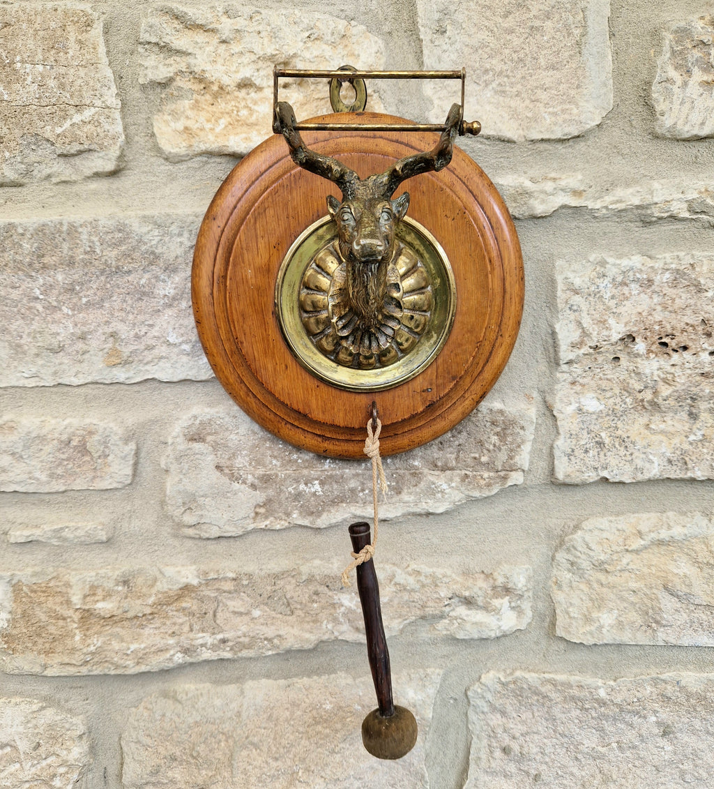 Antique Brass Stag Oak Roundel Wall Mounted Dinner Gong & Hand Turned Striker