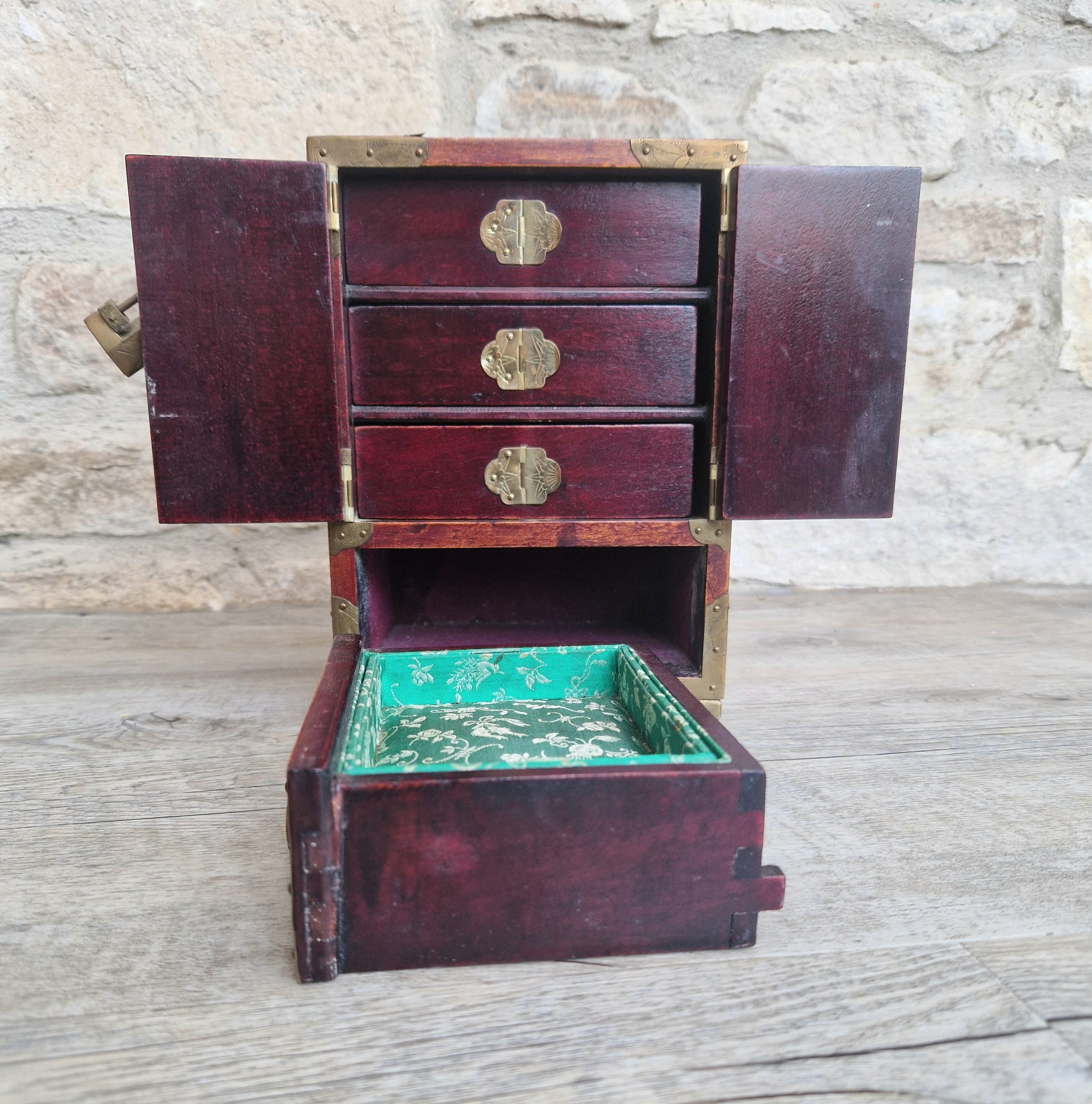 Vintage Hardwood Brass Bound Oriental Hand-Painted Chinoiserie Dragons Footed Jewellery Box Chest 1940s