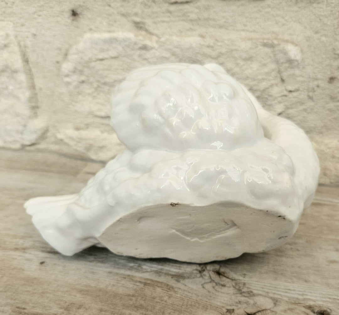 Vintage White Porcelain Swan Vase, Elegant Cottage Decor, Collectible Bird Planter.