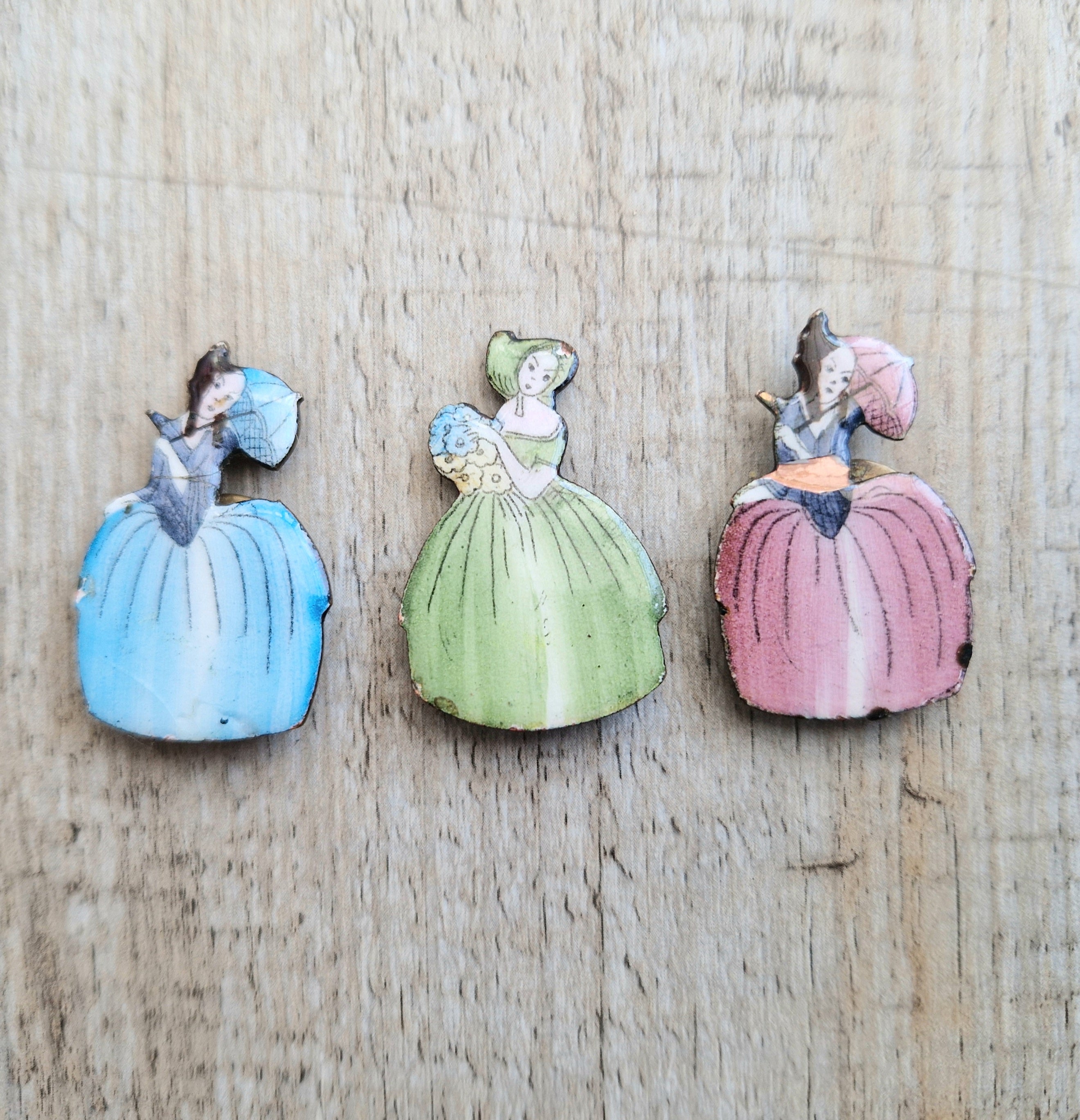 3 x Antique Art Deco Enamelled Brass Ladies Name Place Menu Holder Clips