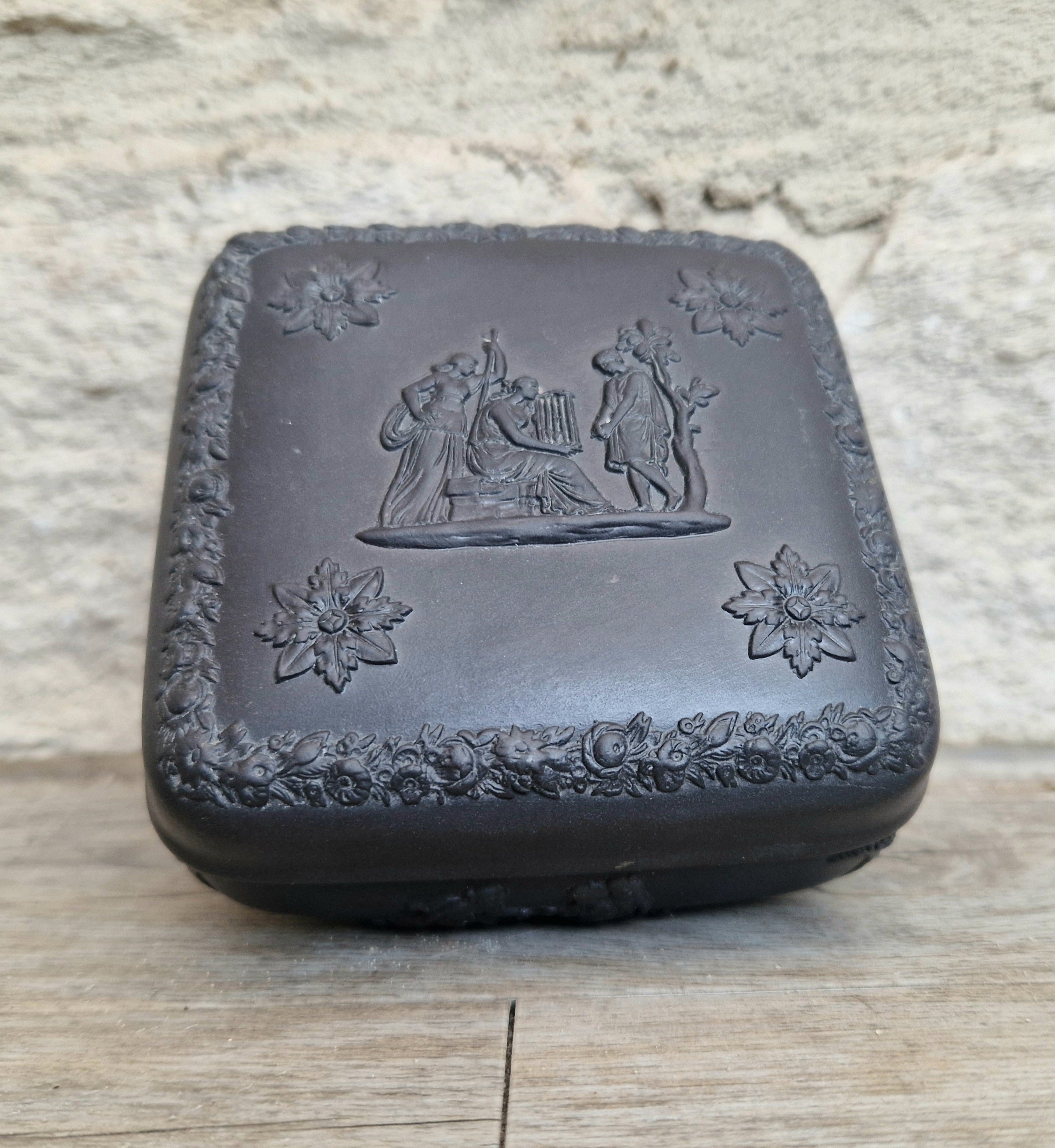 Vintage Wedgwood Black Basalt Neo-Classical Square Trinket Box 1963