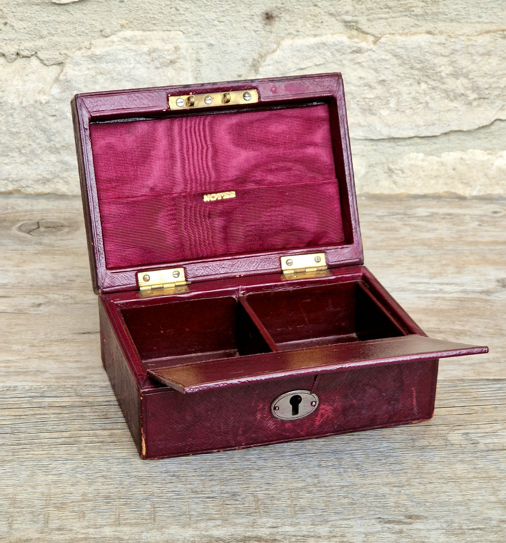 Fine Antique Victorian c.1890 Morrocan Red Leather Bullion Box Coin Box Safe