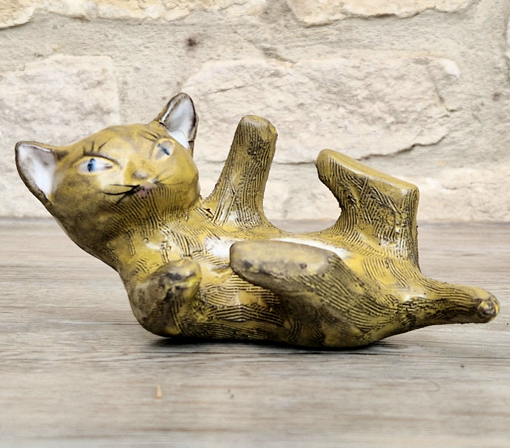 Vintage Mid-Century Upsala Ekeby Swedish Pottery Cat Figurine By Dorothy Clough 1956-67.