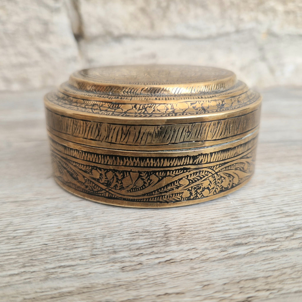Antique 19th Century Deccan Indian Floral Engraved Pandan Brass Betel Nut Box
