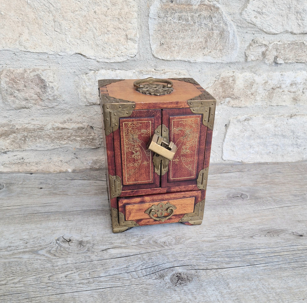 Vintage Hardwood Brass Bound Oriental Hand-Painted Chinoiserie Dragons Footed Jewellery Box Chest 1940s