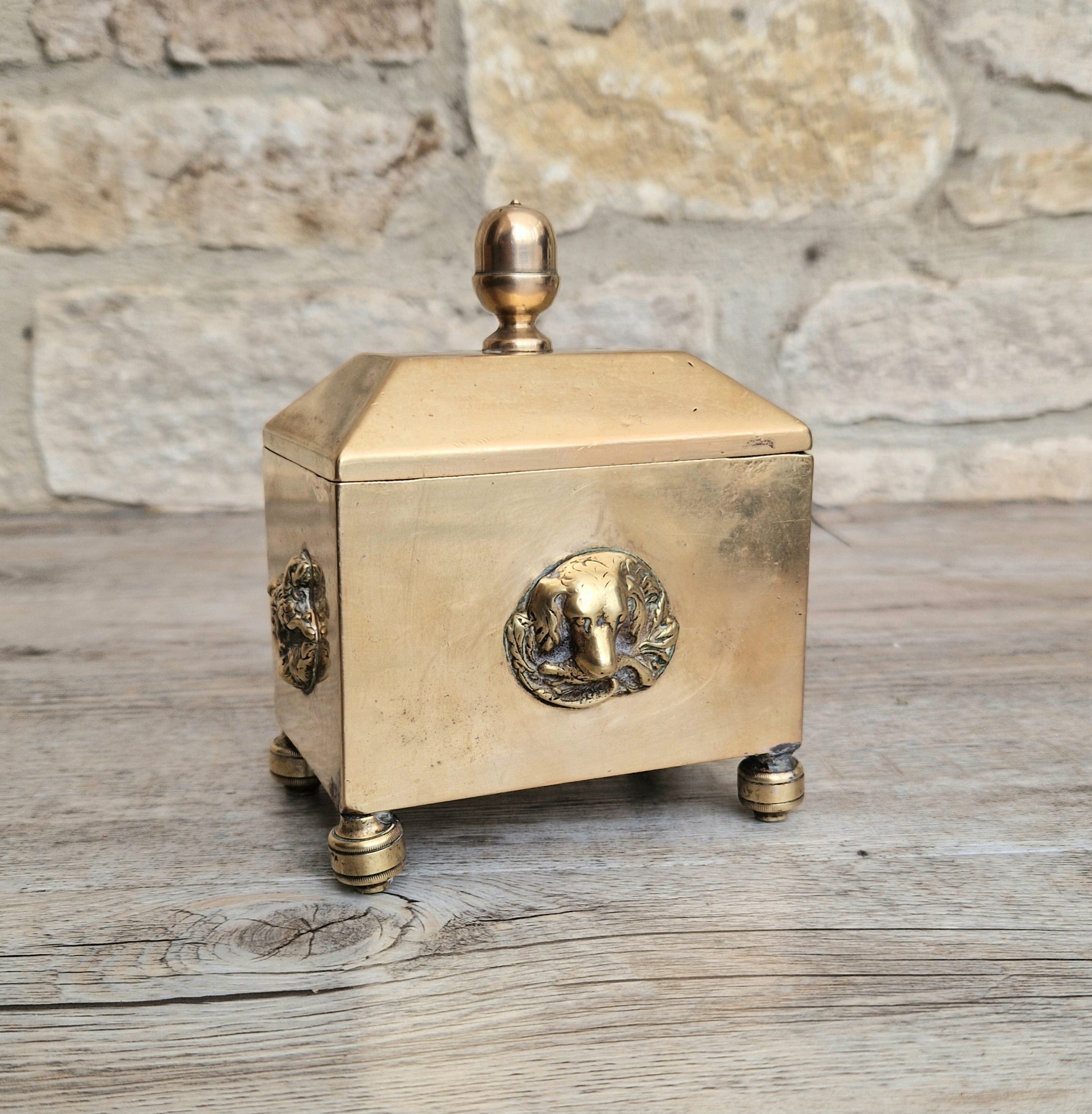 Colbrookdale Style Brass Relief Decoration Pyramid Lid Caddy Box