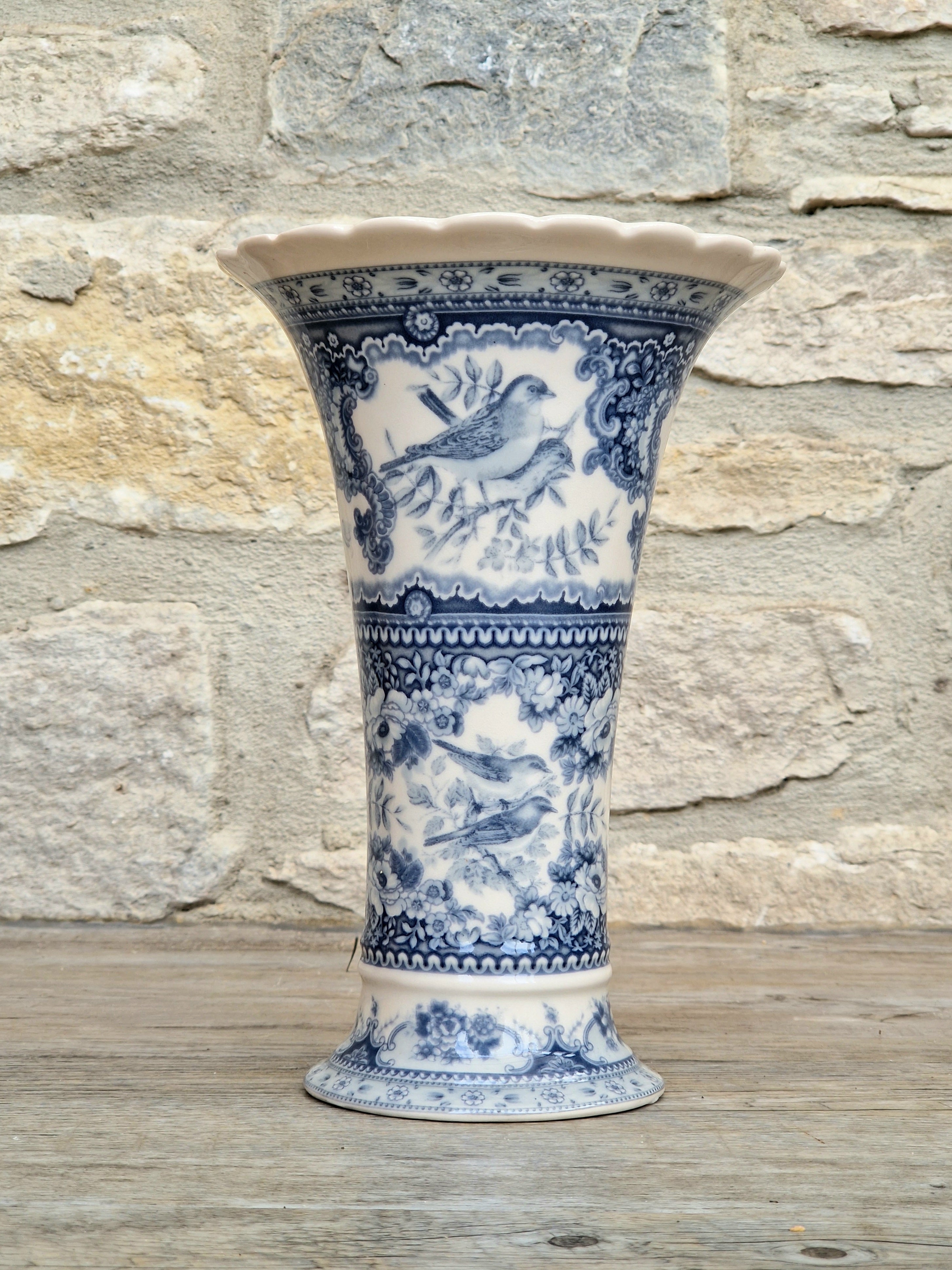 Victorian Style Porcelain Vase Blue White Birds Floral Past Times 20cm Tall Vintage