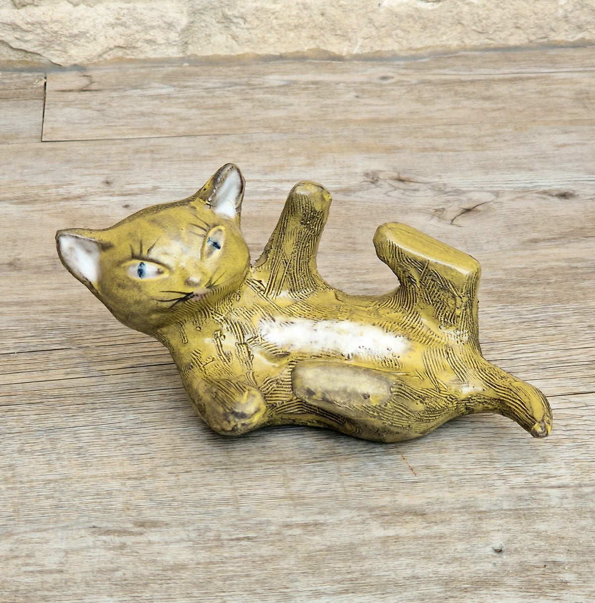 Vintage Mid-Century Upsala Ekeby Swedish Pottery Cat Figurine By Dorothy Clough 1956-67.