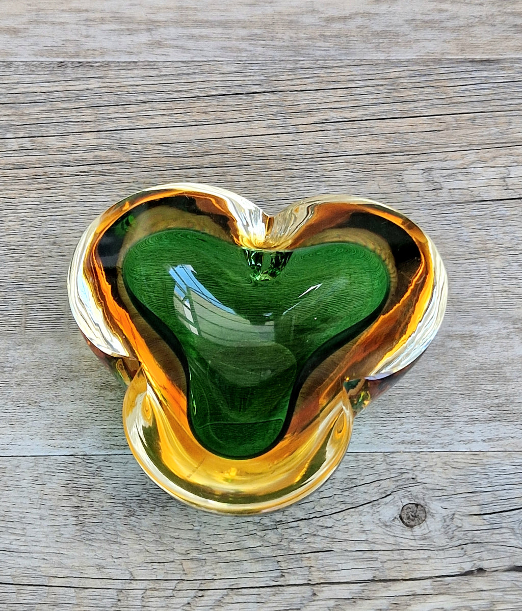Mid-Century Tri-Form Seguso Sommerso Murano Art Glass Bowl Amber & Green 1970s 13cm