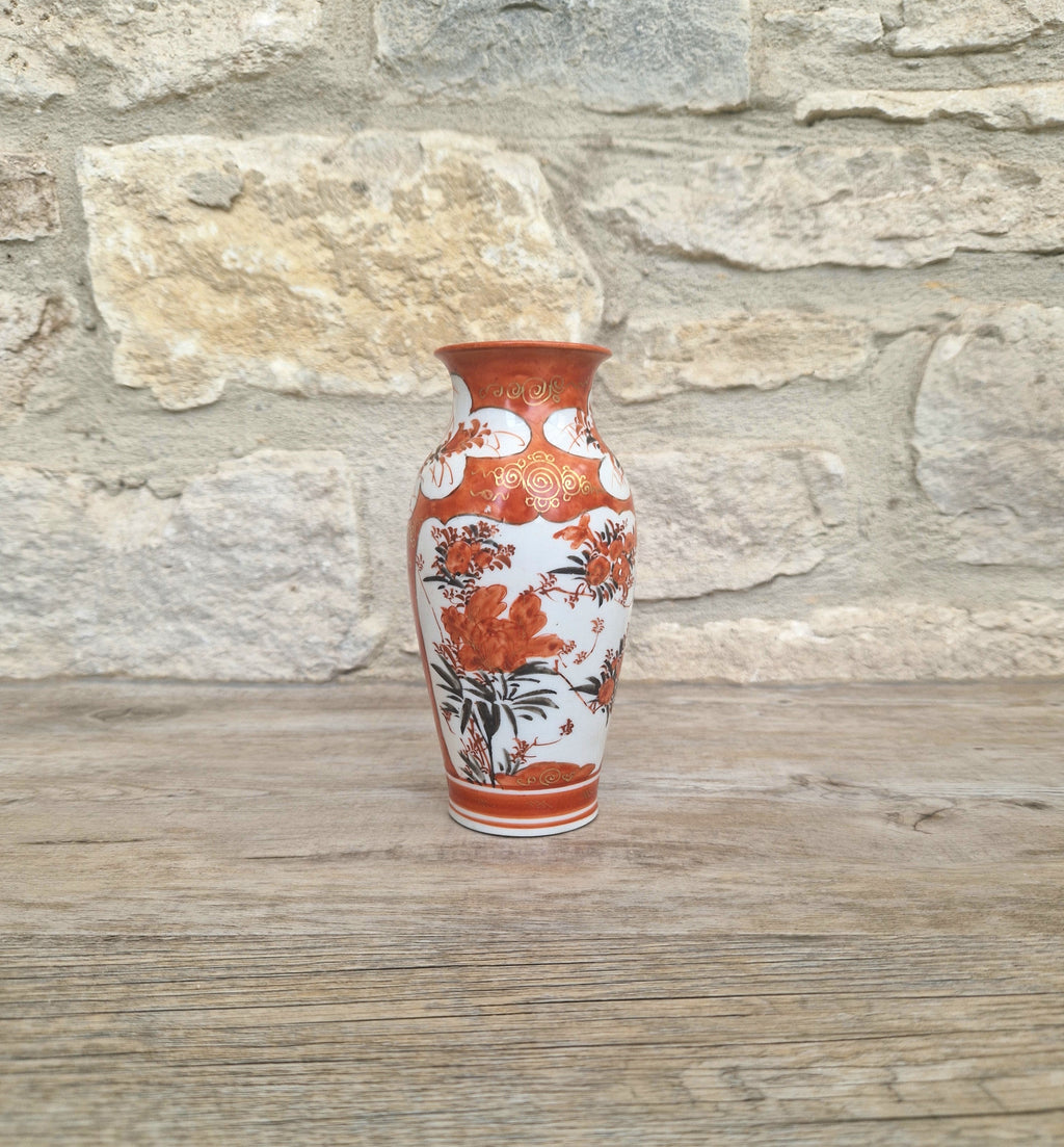 Small Antique Meiji Red Ground Gold Floral Hand-Painted Kutani Vase