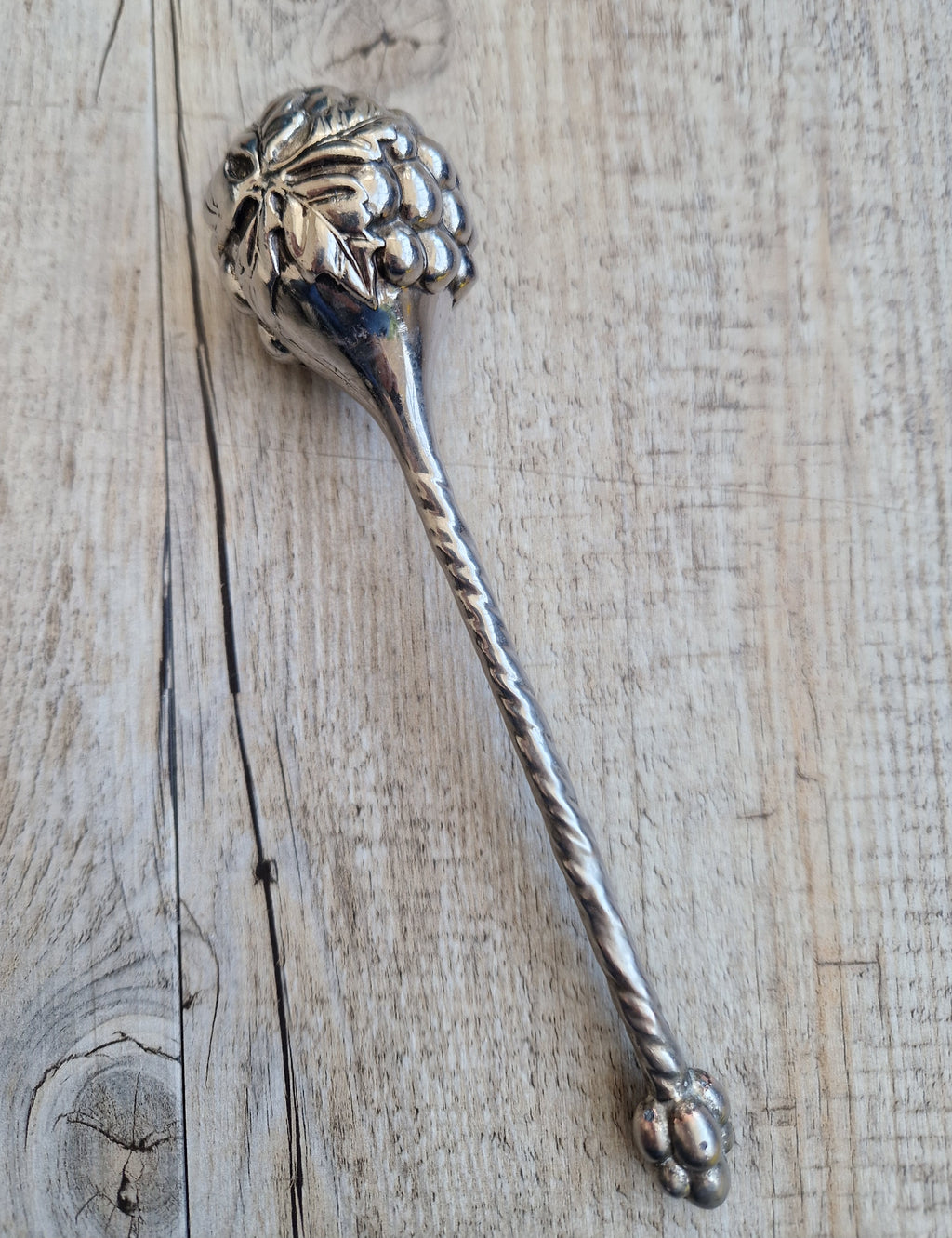 Vintage Silver Plated Silea Bunch of Grapes Style Champagne Bubble Keeper