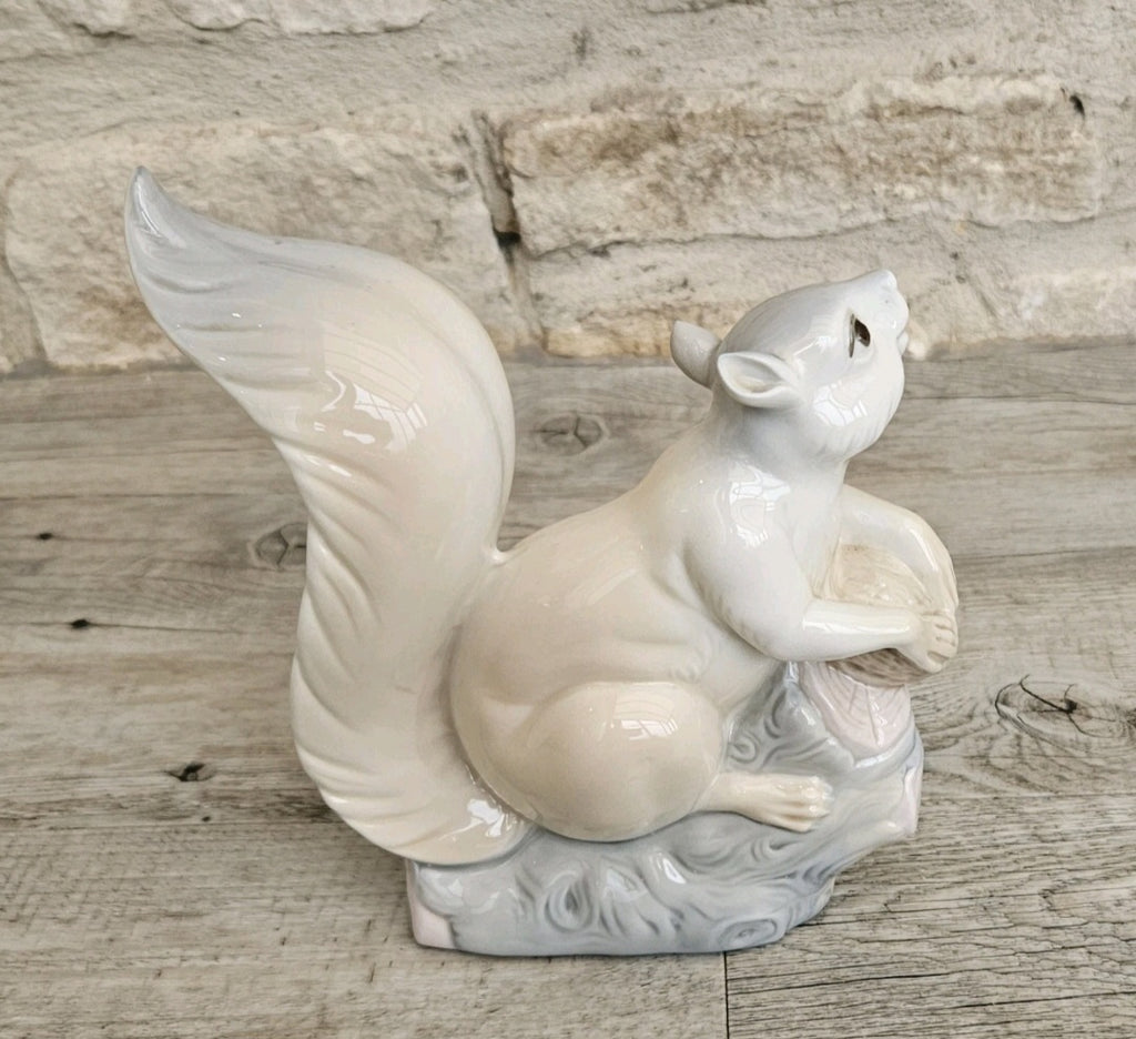 Vintage Squirrel Ornament Figure Porcelain Miguel Requena Spain 19cm X 15cm