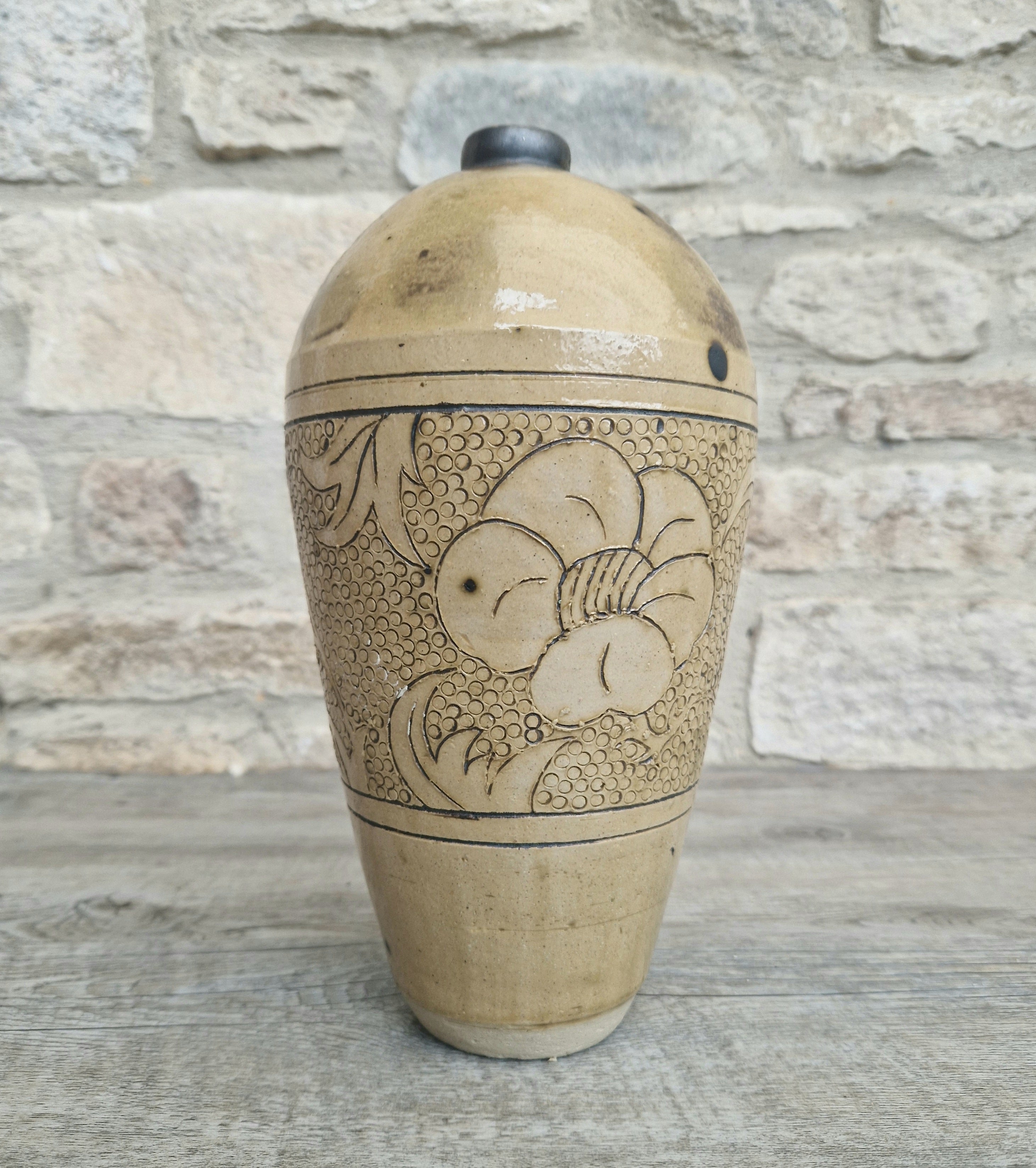 Large Chinese Cizhou Ware Meiping Style Stoneware Vase With Incised Floral Motif Design