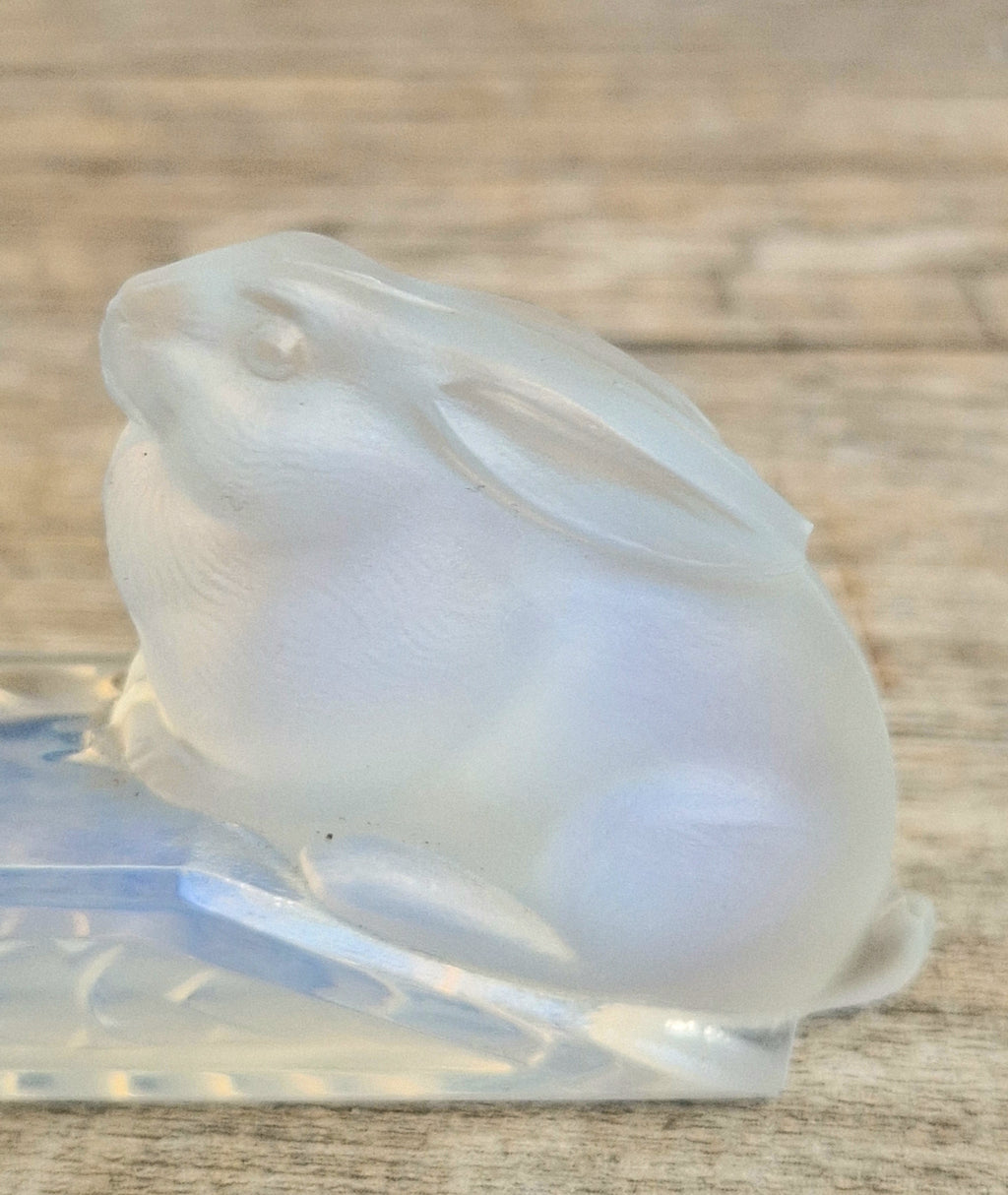 Vintage Etling France Opalescent Glass Rabbit Knife Rest Art Deco Opaline Figurine 11cm