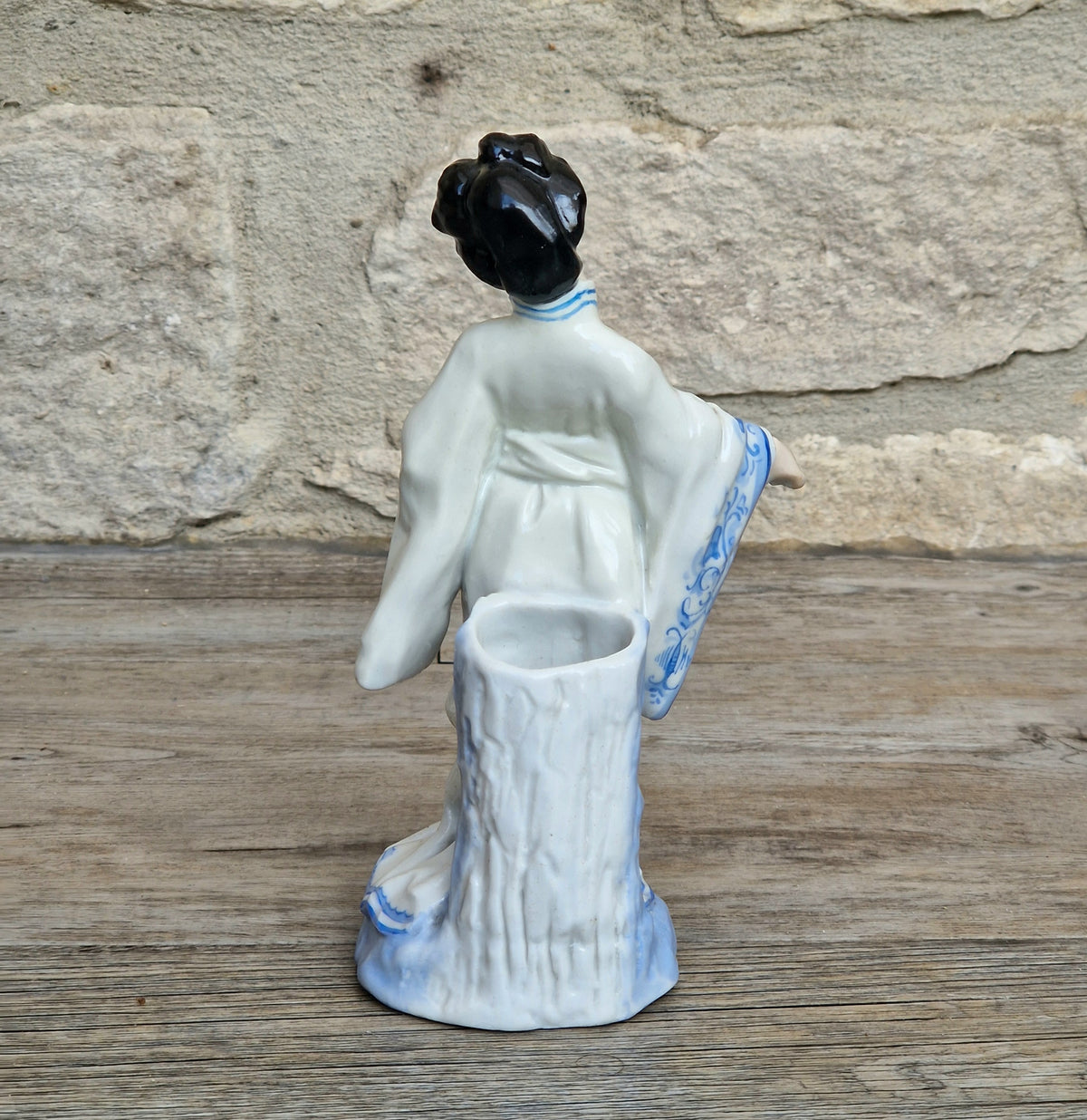 Antique German Chinoiserie Porcelain Geisha Spill Vase, 16cm Blue White Figurine Model 376