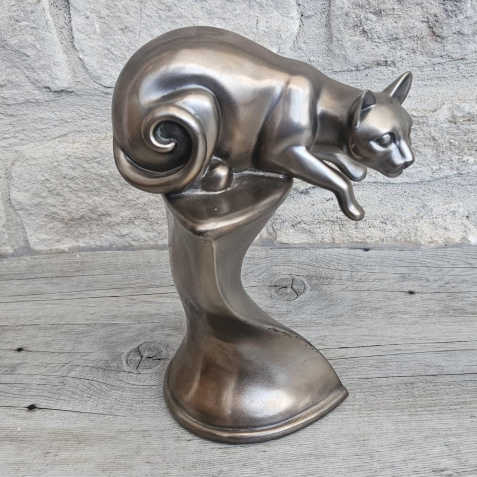 Pouncing Cat Ornament  Cold Cast Resin Heavy Plinth Figure 21cm Tall Crosa 2005 Vintage