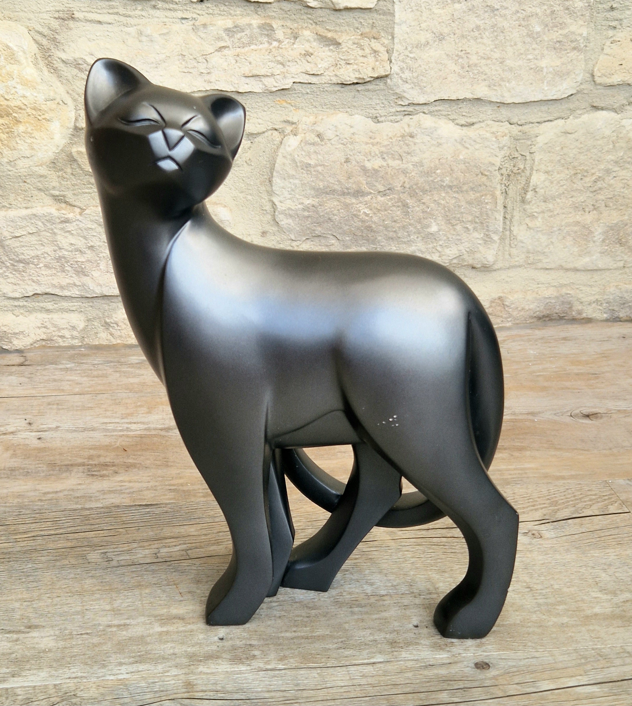 4D Art Cat Sculpture Figurine 2010 Black Animal Forms Stylized Matte Ornament 30cm