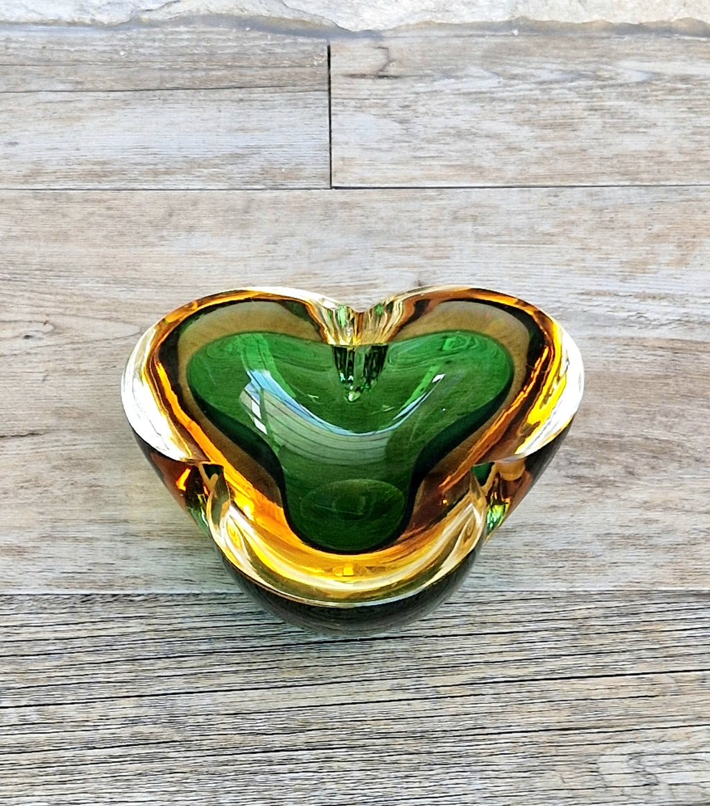 Mid-Century Tri-Form Seguso Sommerso Murano Art Glass Bowl Amber & Green 1970s 13cm