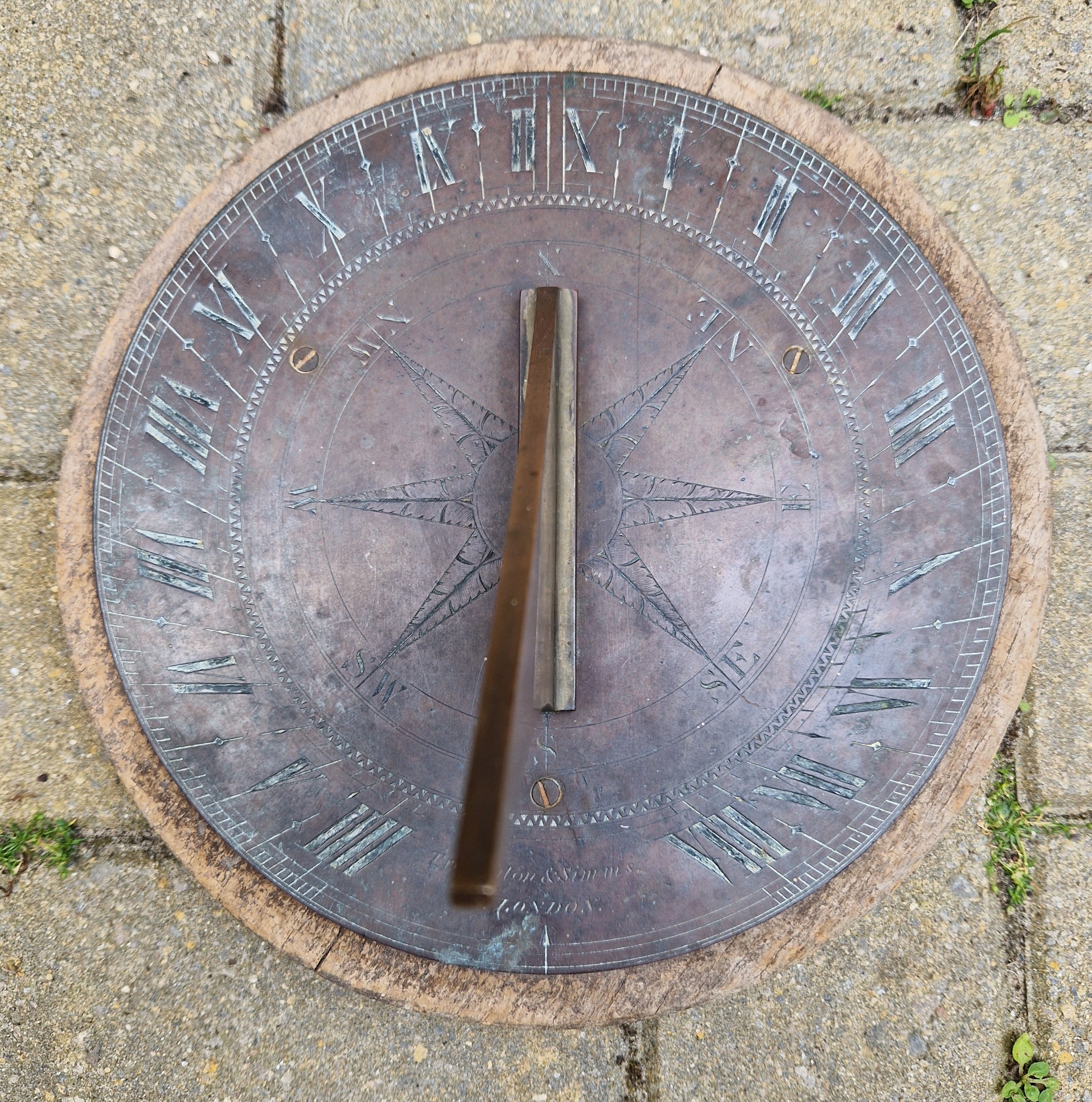 Antique Troughton & Simms London Brass Sundial, Mid-Victorian Horizontal Garden Dial Plate c.1850
