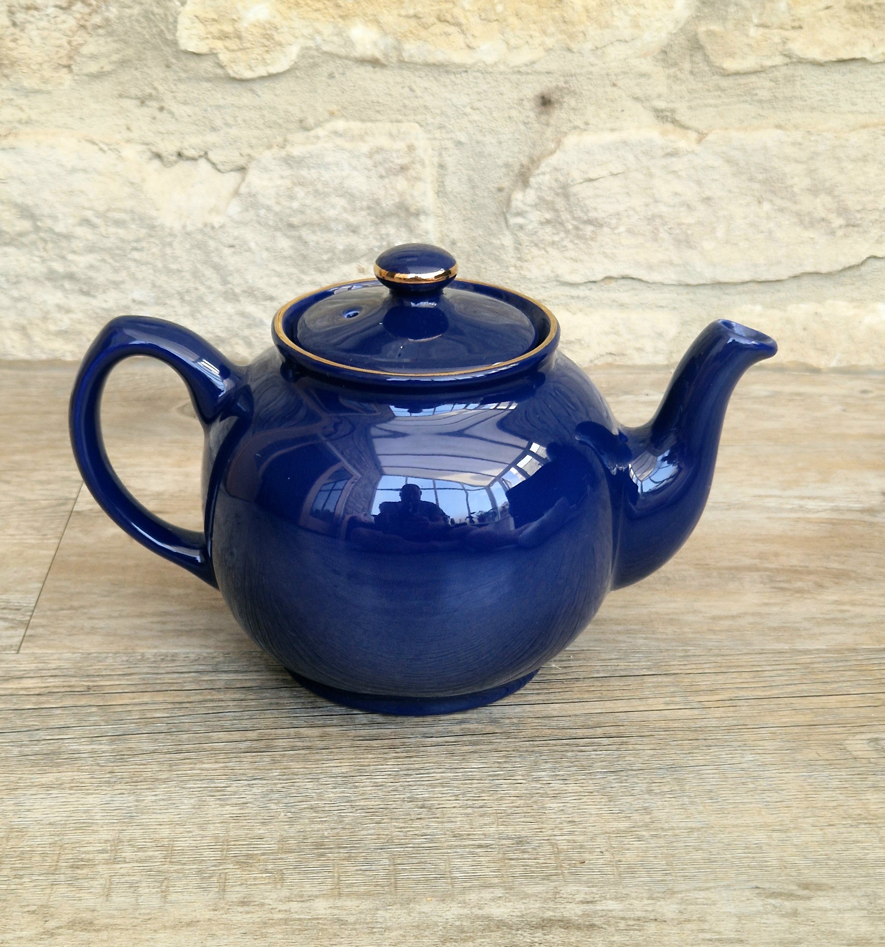 Harrods London Teapot Large Blue 2 Pint Sadler Made in England Vintage Collectible Kitchenware