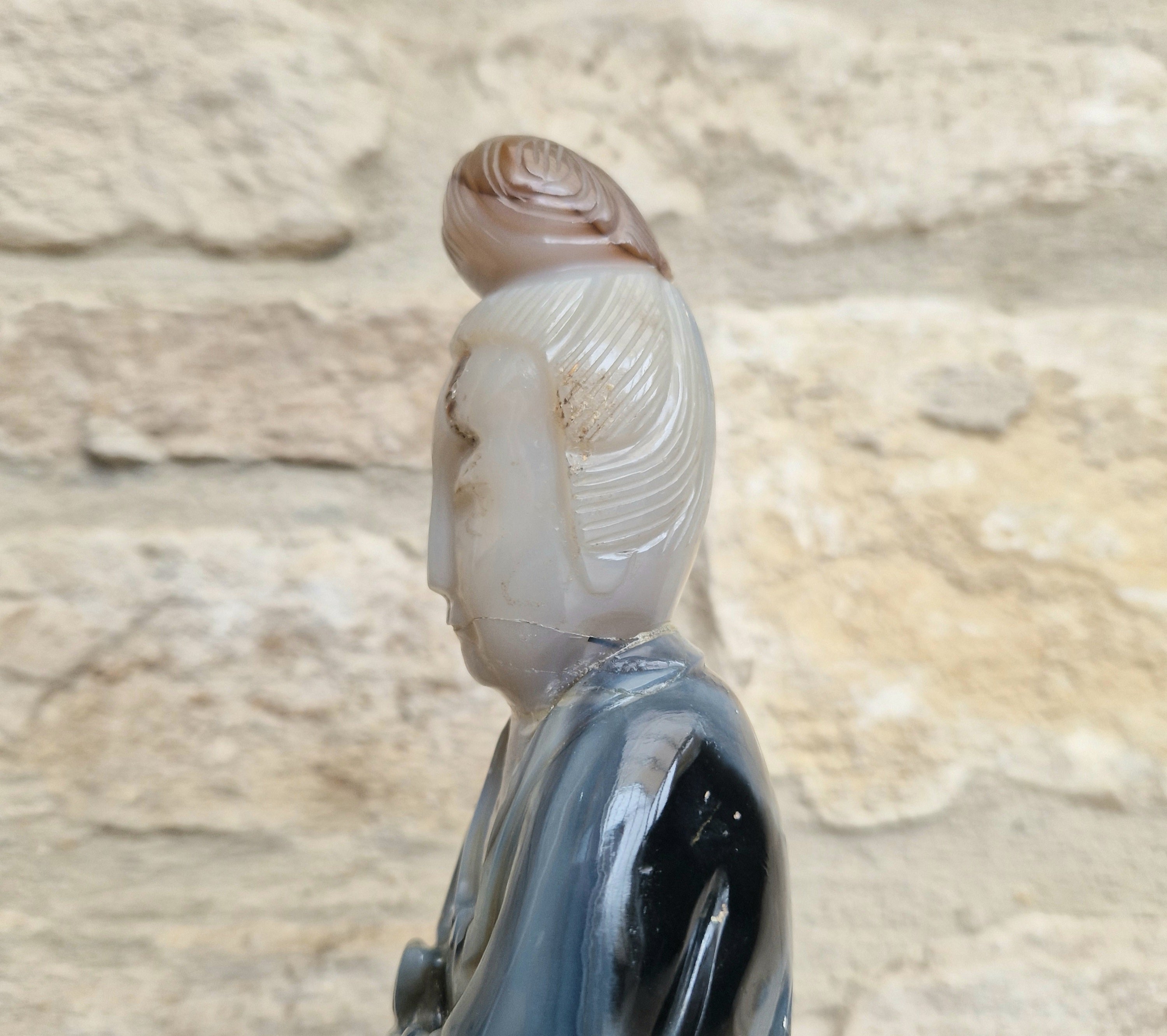 Antique Carved Chinese Agate Figure Kuan Yin Bodhisattva of Compassion *Repair