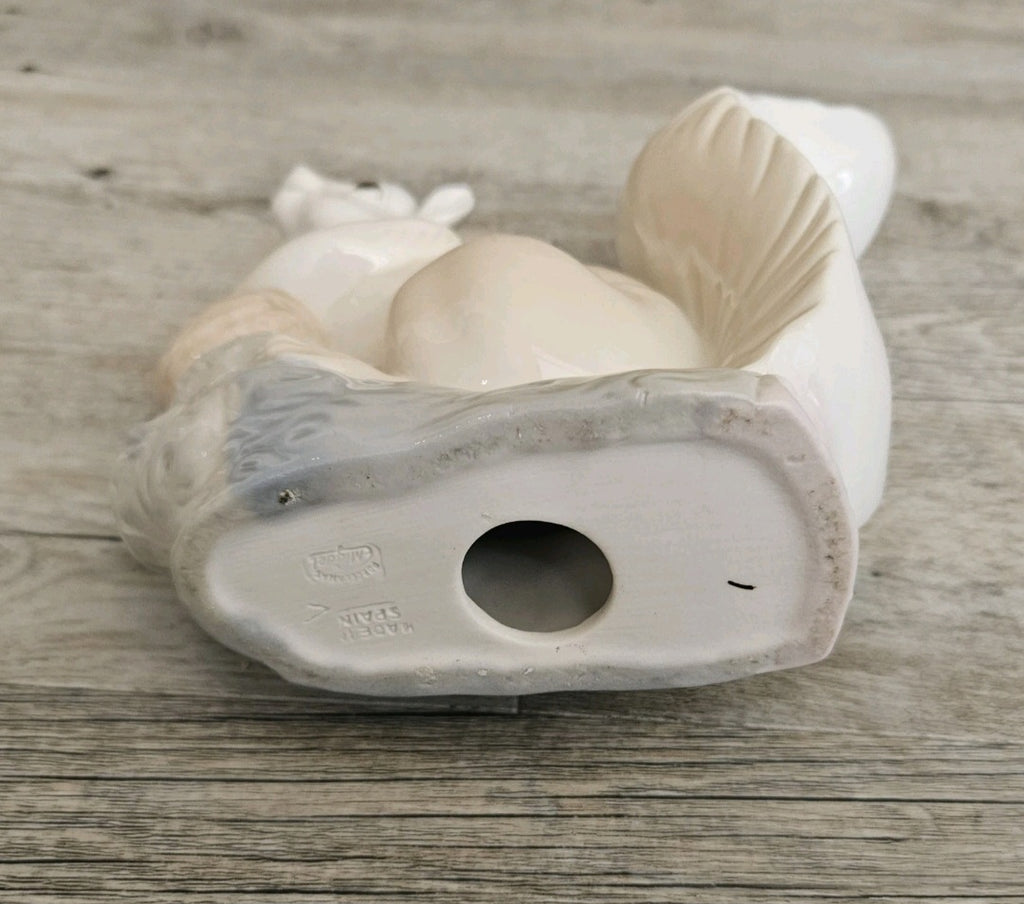 Vintage Squirrel Ornament Figure Porcelain Miguel Requena Spain 19cm X 15cm