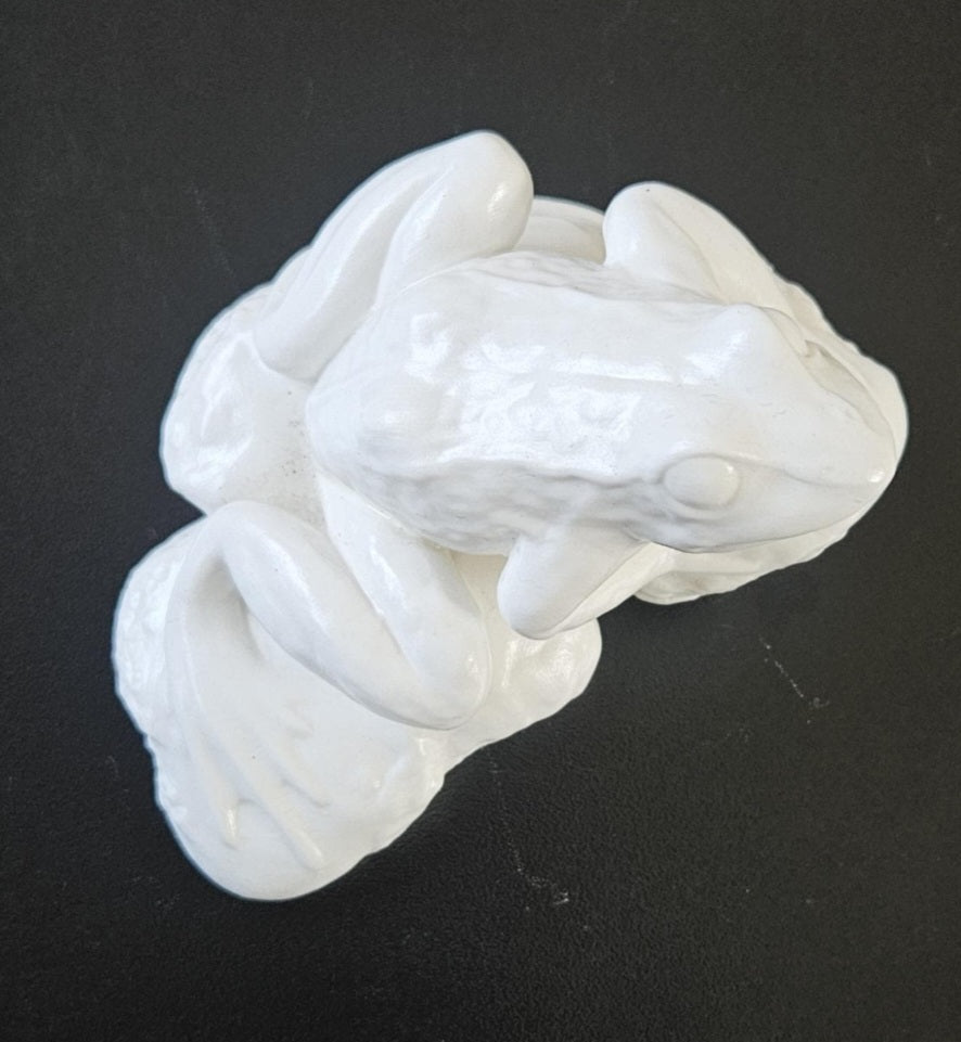 Small Vintage Ceramic White Frog Toad Ornament 9cm X 6cm Tall White