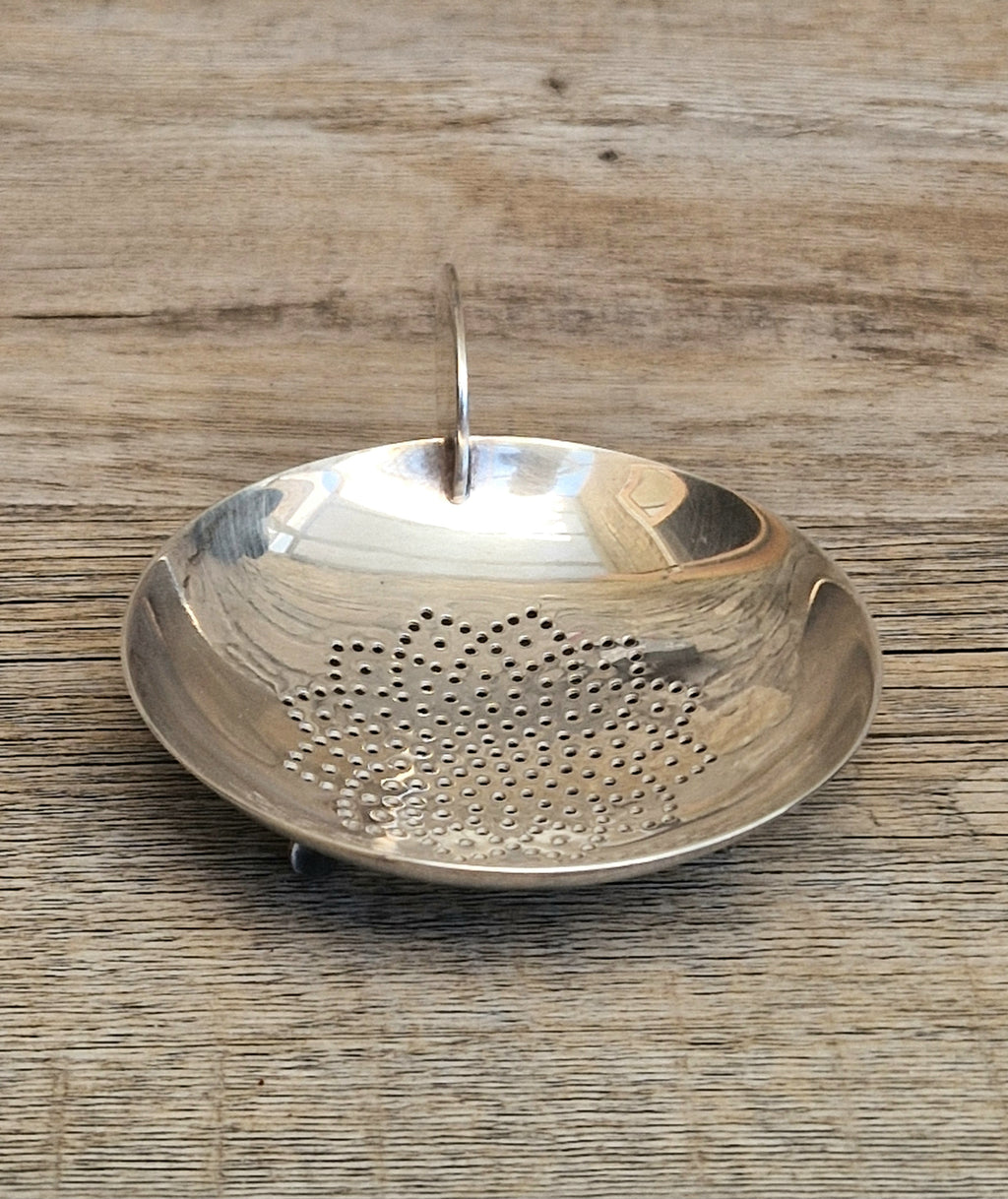 Art Deco Disc Motif Silver Plated Over Cup Tea Strainer/Lemon Strainer Sola