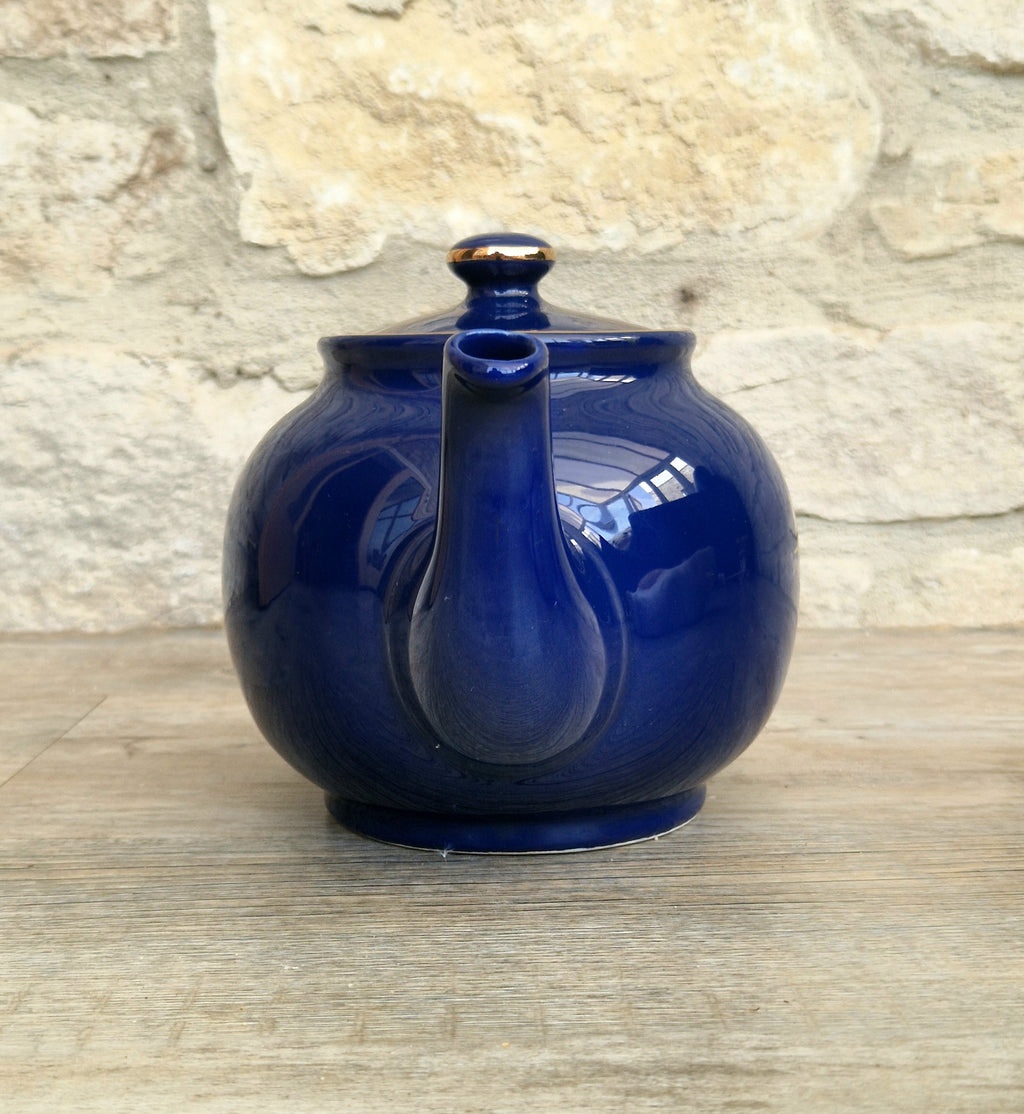 Harrods London Teapot Large Blue 2 Pint Sadler Made in England Vintage Collectible Kitchenware
